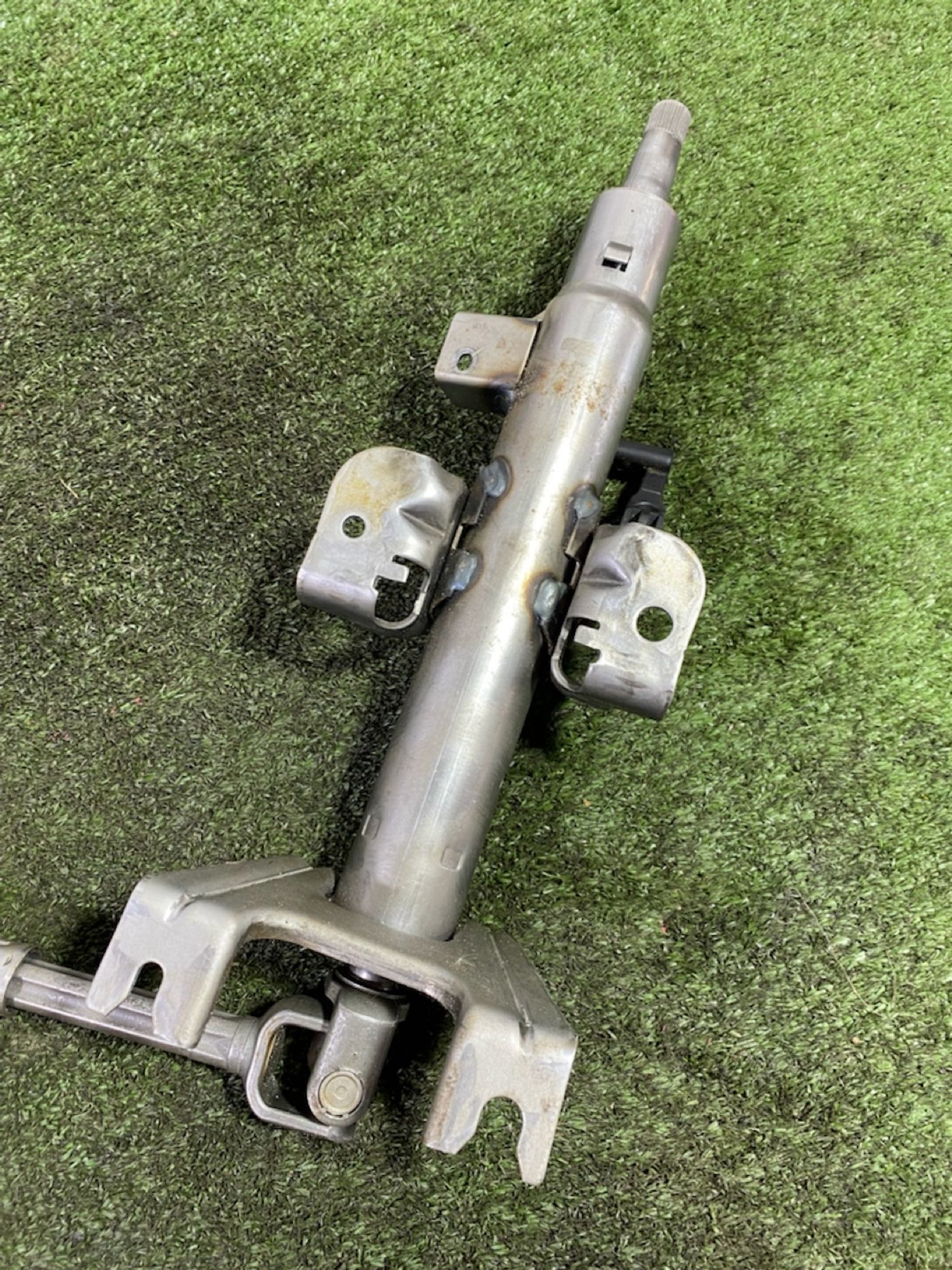 https://gcs.partsauto.market/rn-stockpro.appspot.com/thmbs/userImages/7493bedda53ffbba18042670cc6fed05/part/b662dee1-b872-4611-bb03-f02b34c5dee7_1747393245462.jpg