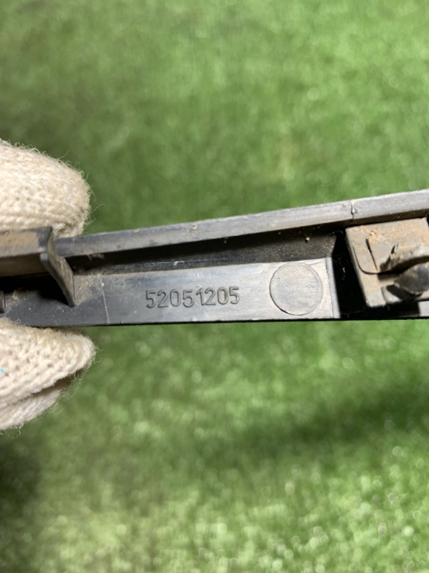 https://gcs.partsauto.market/rn-stockpro.appspot.com/thmbs/userImages/7493bedda53ffbba18042670cc6fed05/part/b7615570-ffaf-45d1-bd9f-9ee0bea4da3d_1733488095620.jpg