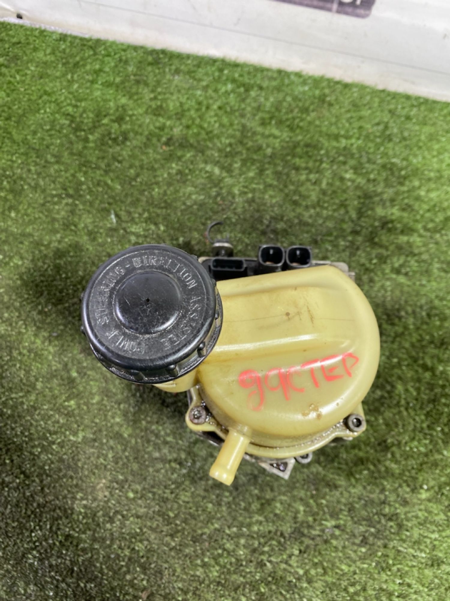 https://gcs.partsauto.market/rn-stockpro.appspot.com/thmbs/userImages/7493bedda53ffbba18042670cc6fed05/part/b828f266-91c4-4673-8665-543d43207243_1747402602024.jpg