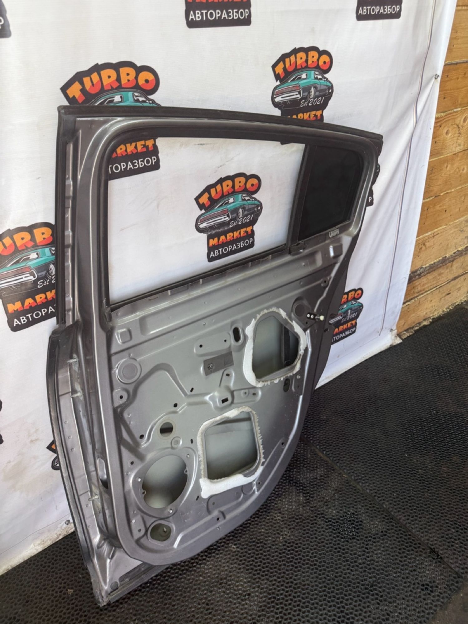 https://gcs.partsauto.market/rn-stockpro.appspot.com/thmbs/userImages/7493bedda53ffbba18042670cc6fed05/part/bd0c96bc-6970-4e56-aed8-05715d268e2b_1748938843532.jpg