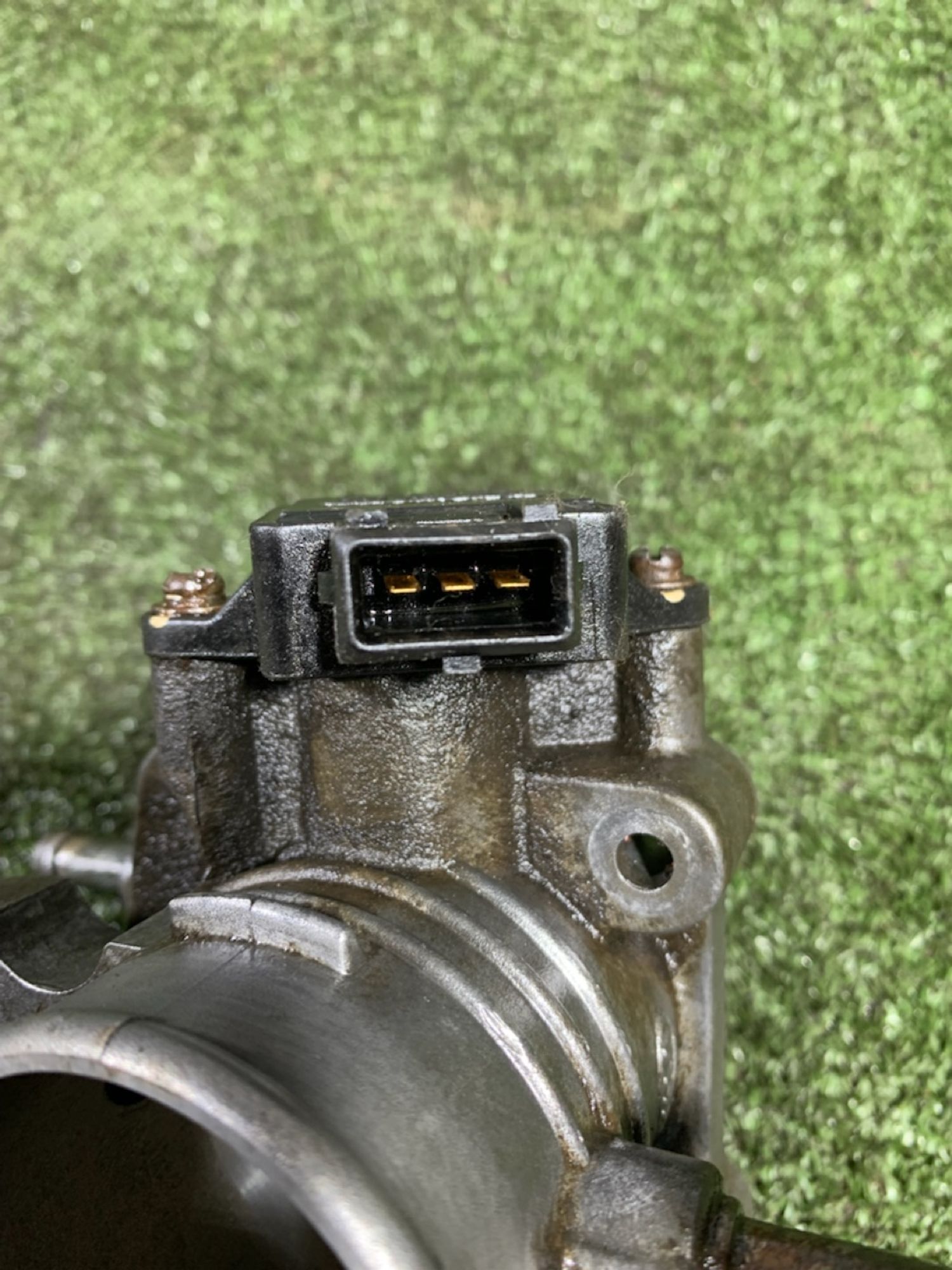 https://gcs.partsauto.market/rn-stockpro.appspot.com/thmbs/userImages/7493bedda53ffbba18042670cc6fed05/part/bf28c972-fcd7-4bd8-b672-85cb67ff0881_1734517841669.jpg