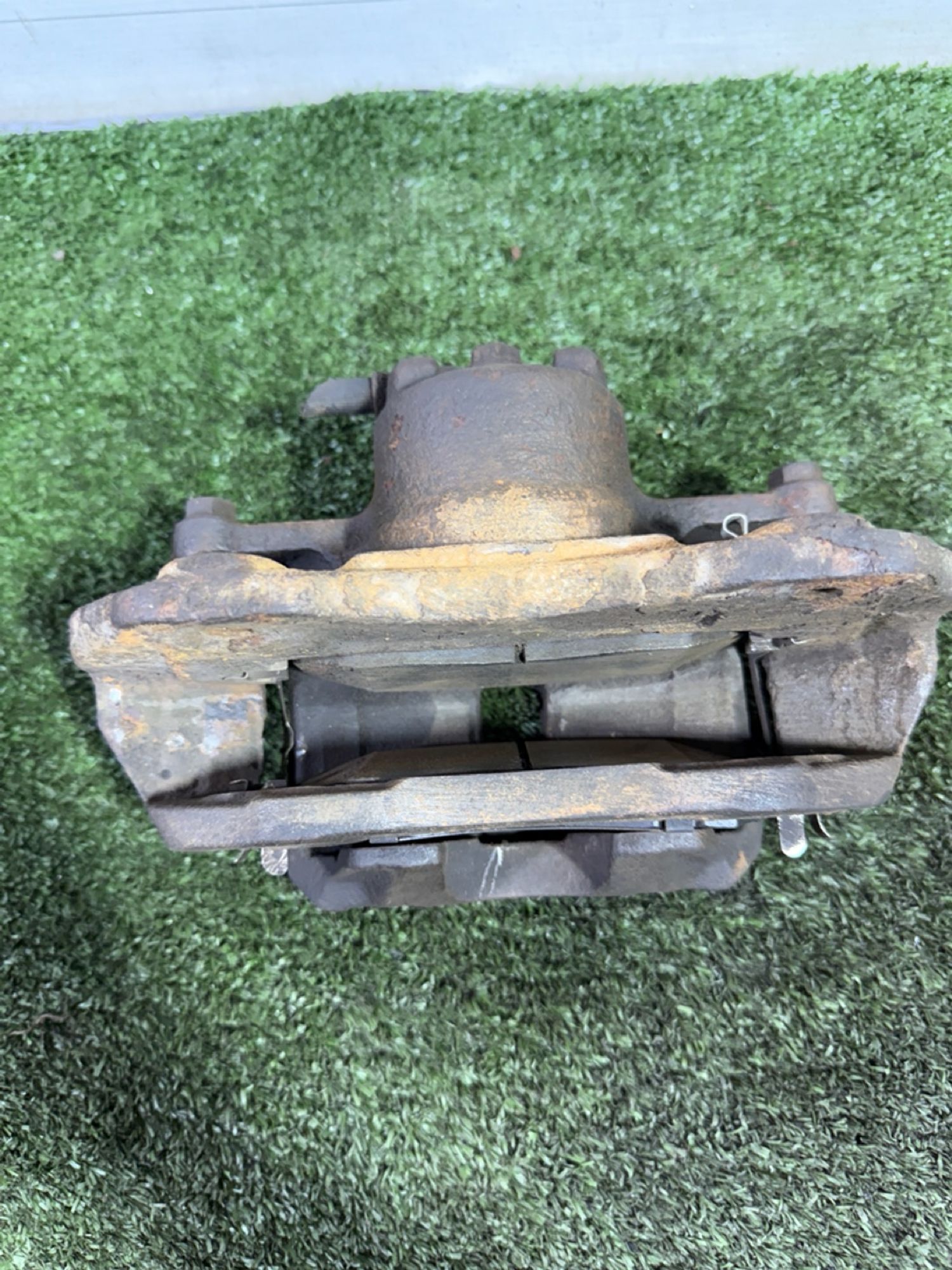 https://gcs.partsauto.market/rn-stockpro.appspot.com/thmbs/userImages/7493bedda53ffbba18042670cc6fed05/part/c06fd7a6-3c5c-4b6d-a2a7-5815e47f107a_1746627040500.jpg