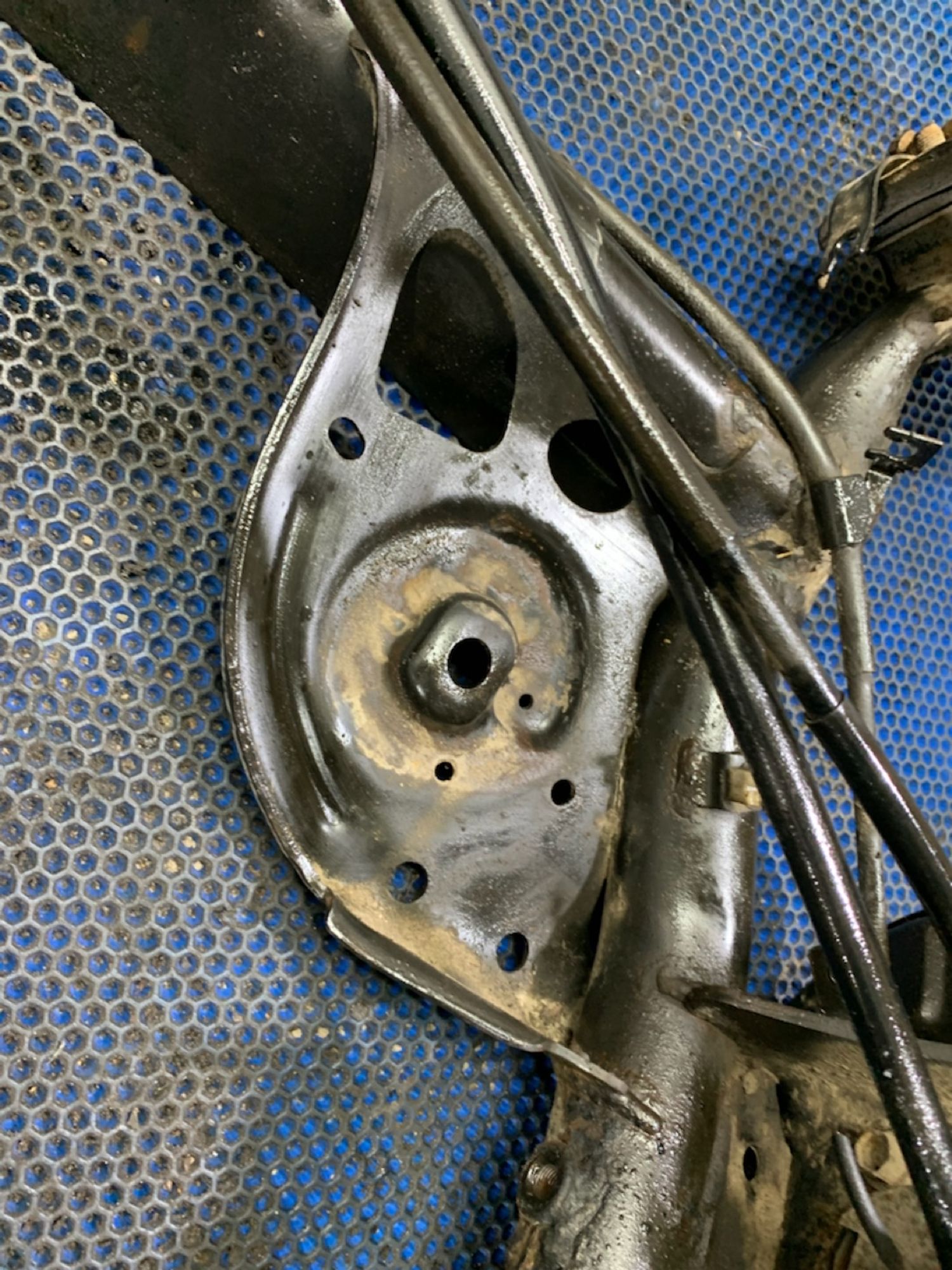https://gcs.partsauto.market/rn-stockpro.appspot.com/thmbs/userImages/7493bedda53ffbba18042670cc6fed05/part/c50e9409-174c-4be2-b317-e800d8d41002_1736285160081.jpg