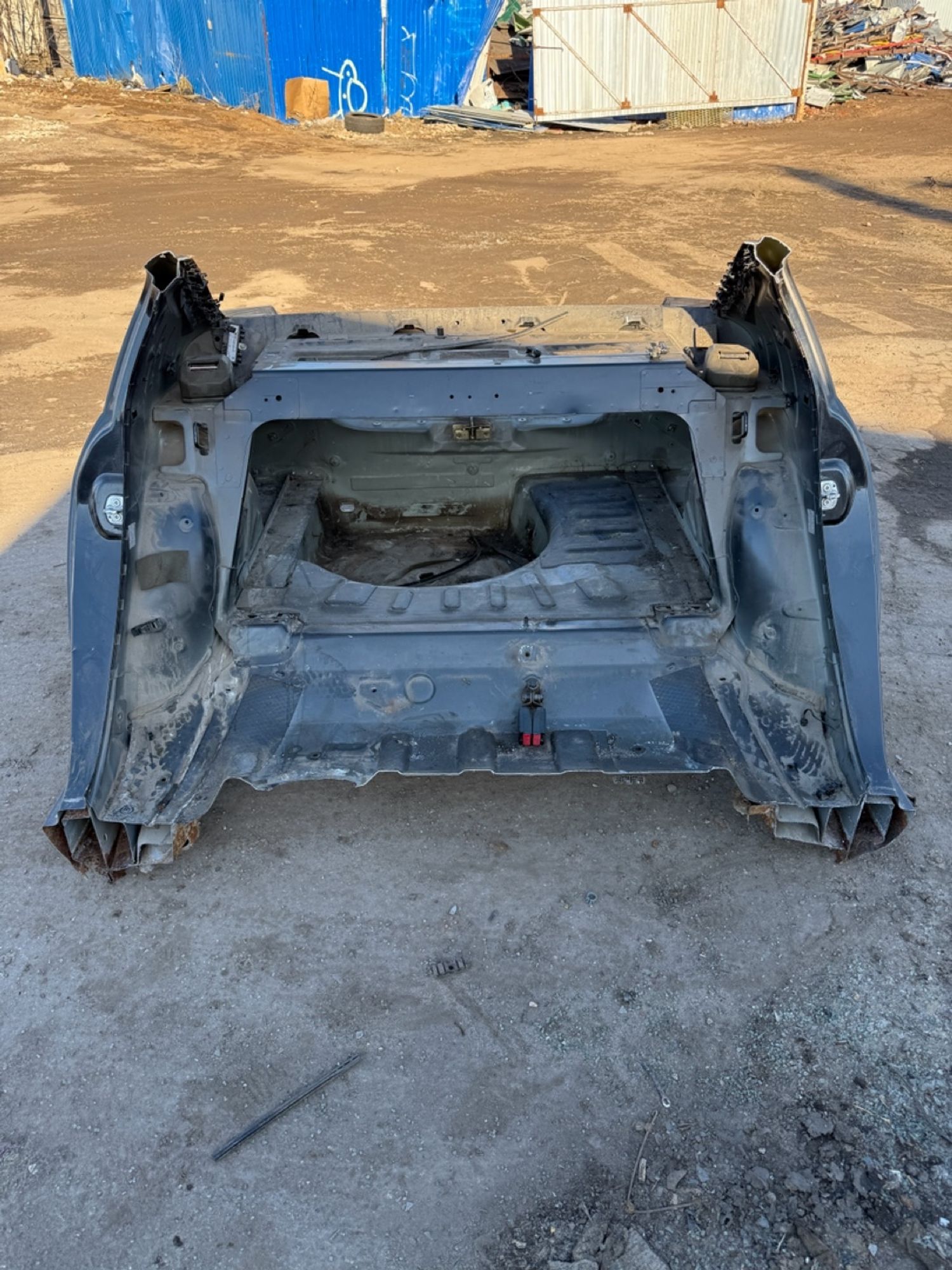https://gcs.partsauto.market/rn-stockpro.appspot.com/thmbs/userImages/7493bedda53ffbba18042670cc6fed05/part/c8676d42-9e13-464f-bc1e-c8bb8ebbb60a_1742818104141.jpg