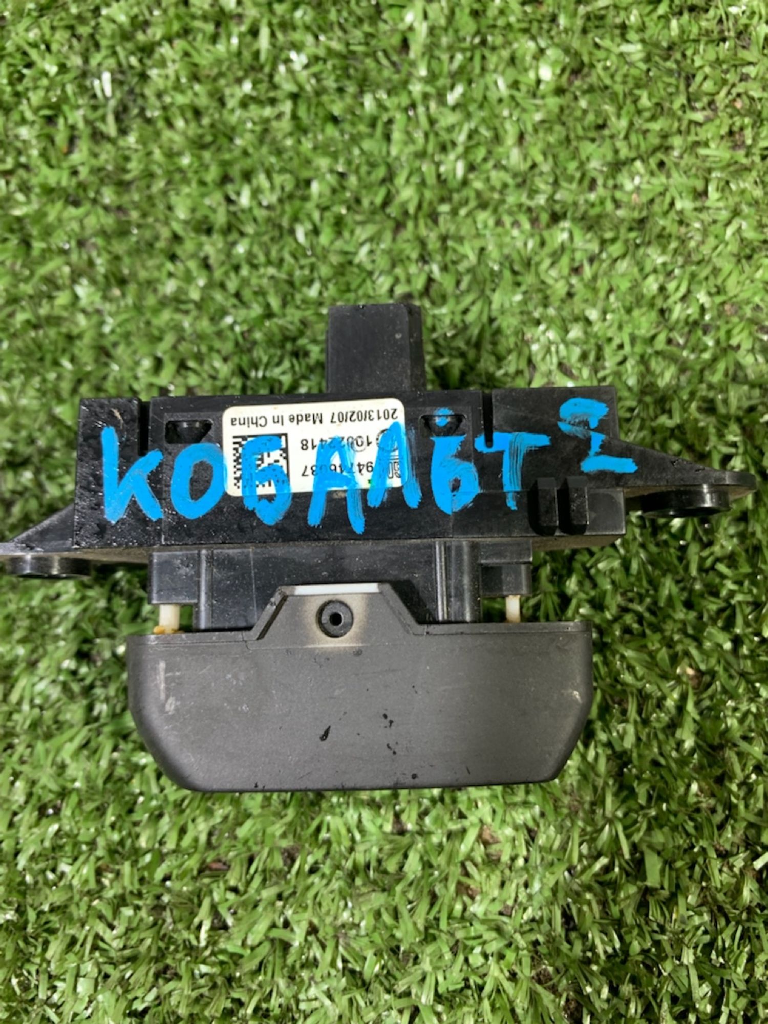 https://gcs.partsauto.market/rn-stockpro.appspot.com/thmbs/userImages/7493bedda53ffbba18042670cc6fed05/part/cb22c2d4-db15-4d1c-8add-1f4e0c6ef658_1733732482240.jpg
