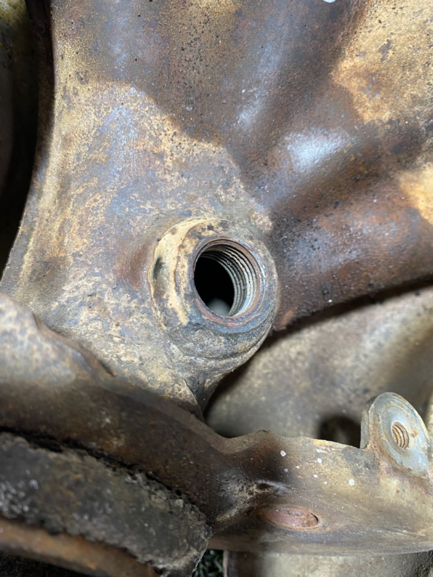 https://gcs.partsauto.market/rn-stockpro.appspot.com/thmbs/userImages/7493bedda53ffbba18042670cc6fed05/part/cf7fb958-2ade-4211-91c4-b2d1c7dc0e18_1748873226058.jpg