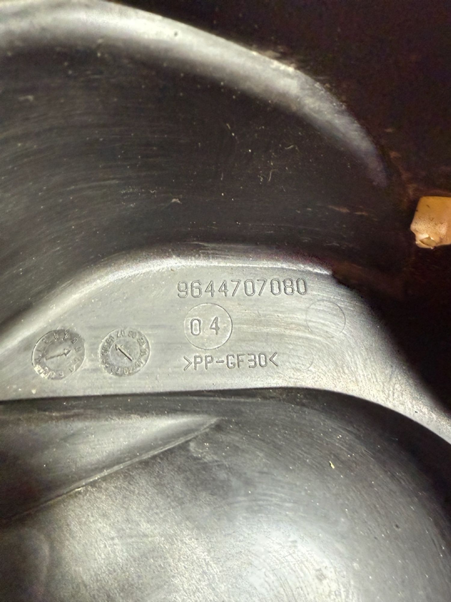 https://gcs.partsauto.market/rn-stockpro.appspot.com/thmbs/userImages/7493bedda53ffbba18042670cc6fed05/part/d1d9862e-0553-4dd1-a2e7-099ceeb869b6_1741952358905.jpg