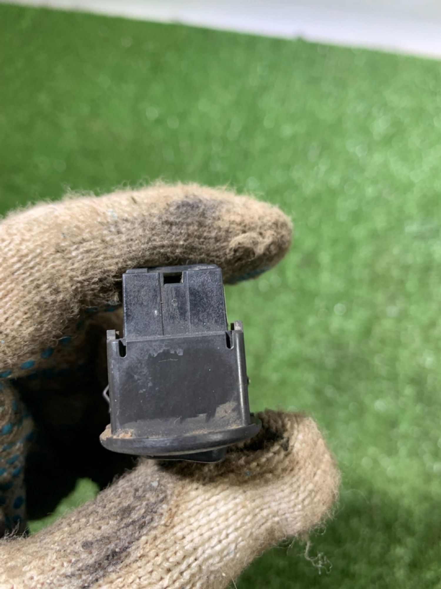 https://gcs.partsauto.market/rn-stockpro.appspot.com/thmbs/userImages/7493bedda53ffbba18042670cc6fed05/part/d39c3eec-0a33-4512-8118-ea90f5714723_1733735951306.jpg