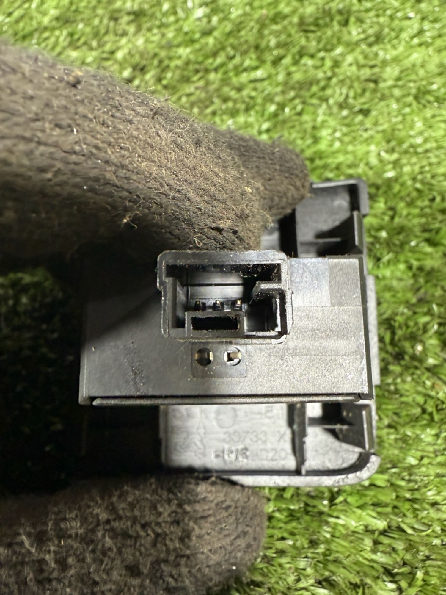 https://gcs.partsauto.market/rn-stockpro.appspot.com/thmbs/userImages/7493bedda53ffbba18042670cc6fed05/part/d72ec591-2e38-428e-8a7c-9b92949a6a99_1741961291453.jpg