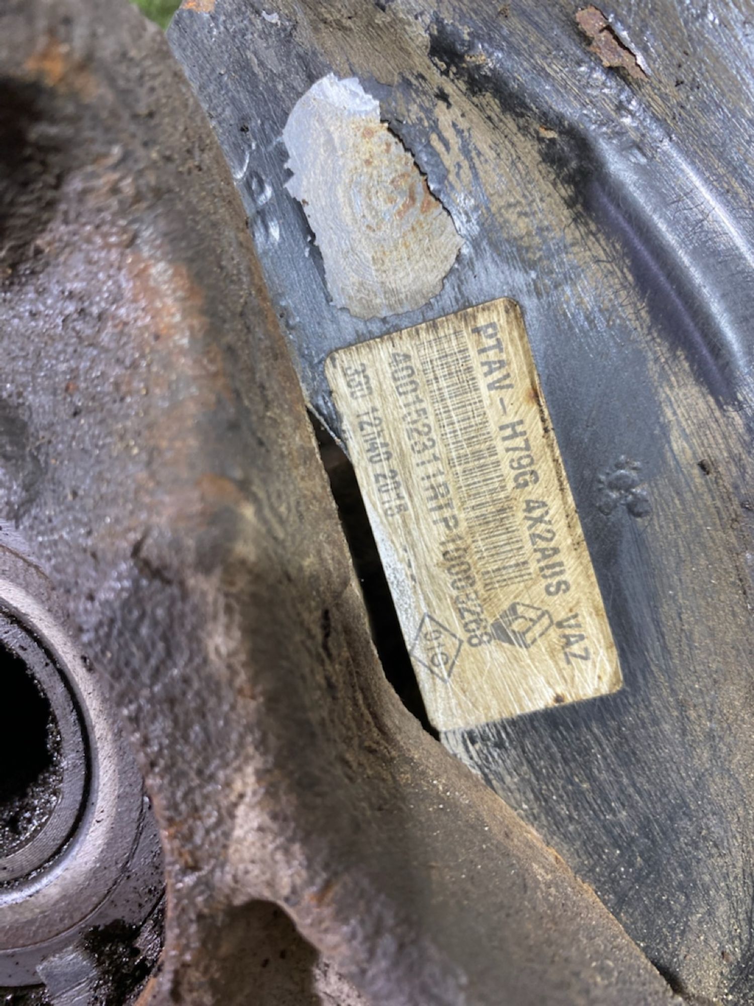 https://gcs.partsauto.market/rn-stockpro.appspot.com/thmbs/userImages/7493bedda53ffbba18042670cc6fed05/part/d80ddcd8-fce2-44ca-b6d5-f89f47812b7f_1747395813811.jpg