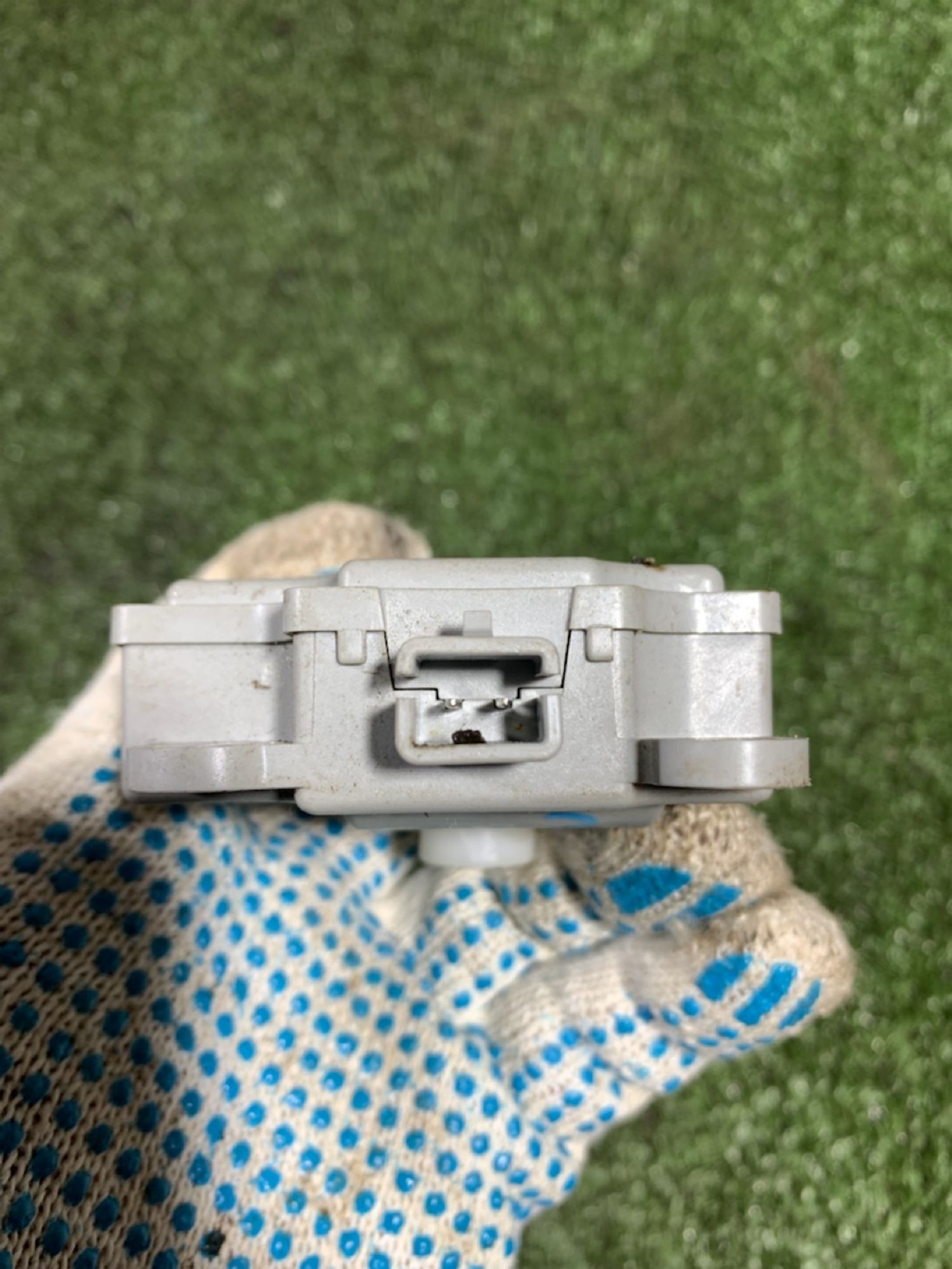 https://gcs.partsauto.market/rn-stockpro.appspot.com/thmbs/userImages/7493bedda53ffbba18042670cc6fed05/part/d903d08c-7819-499c-a2fb-491c10220eb0_1733748201238.jpg
