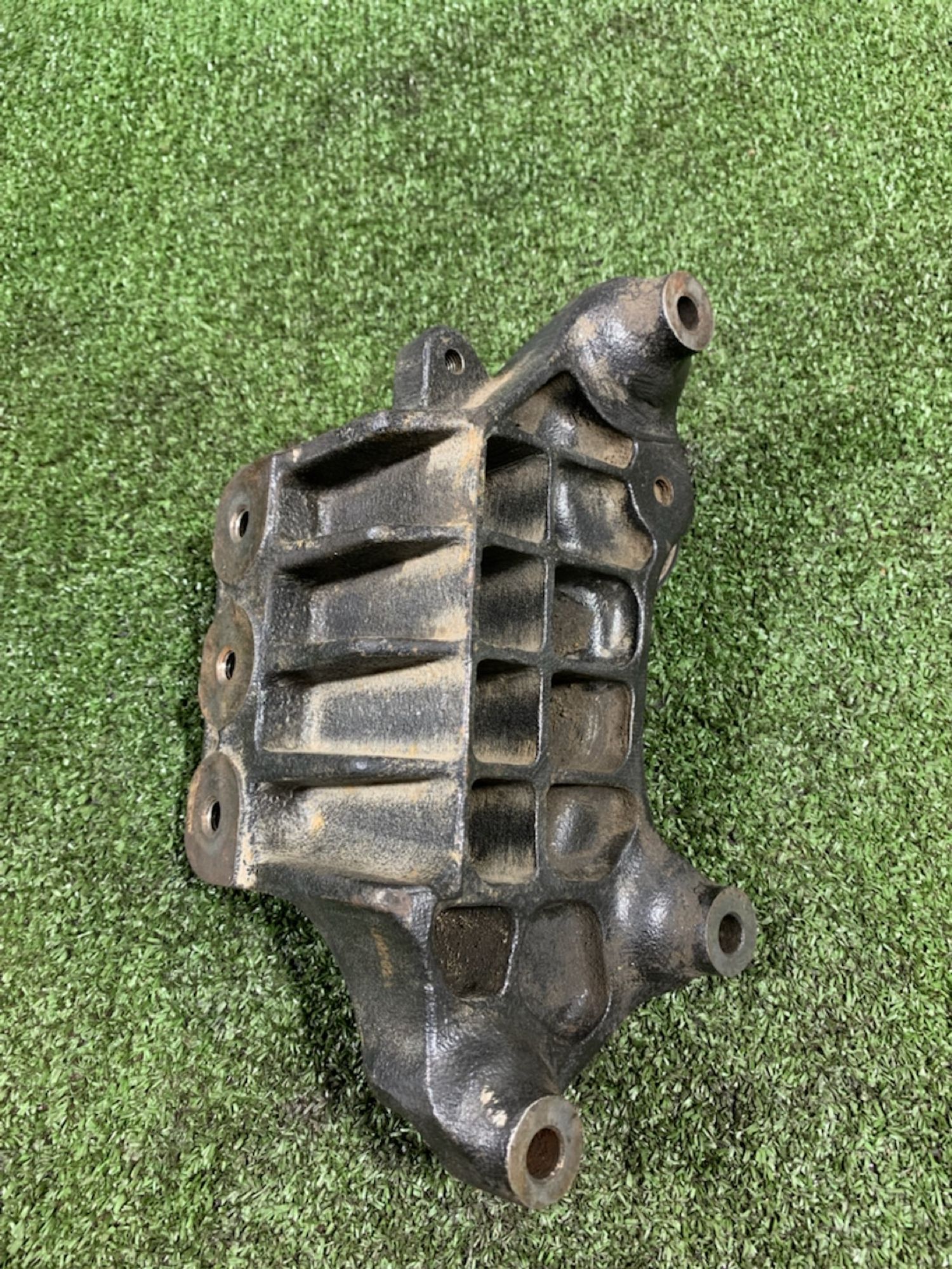 https://gcs.partsauto.market/rn-stockpro.appspot.com/thmbs/userImages/7493bedda53ffbba18042670cc6fed05/part/da5e6b6c-7175-4583-94cd-67496fdfd7df_1733865574690.jpg