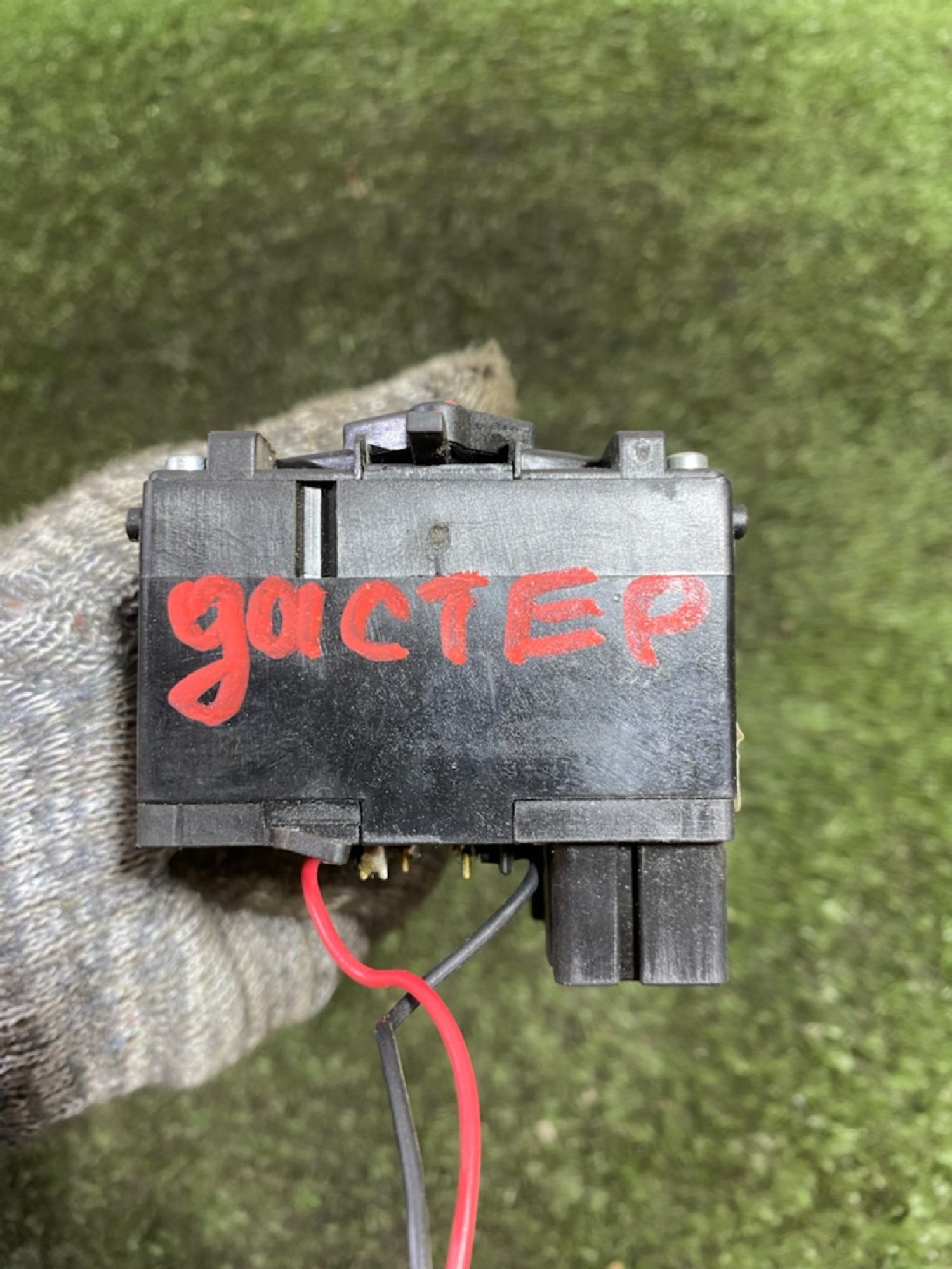 https://gcs.partsauto.market/rn-stockpro.appspot.com/thmbs/userImages/7493bedda53ffbba18042670cc6fed05/part/da939d95-9bcd-4bc0-ab9a-d463cf39a235_1747380005469.jpg