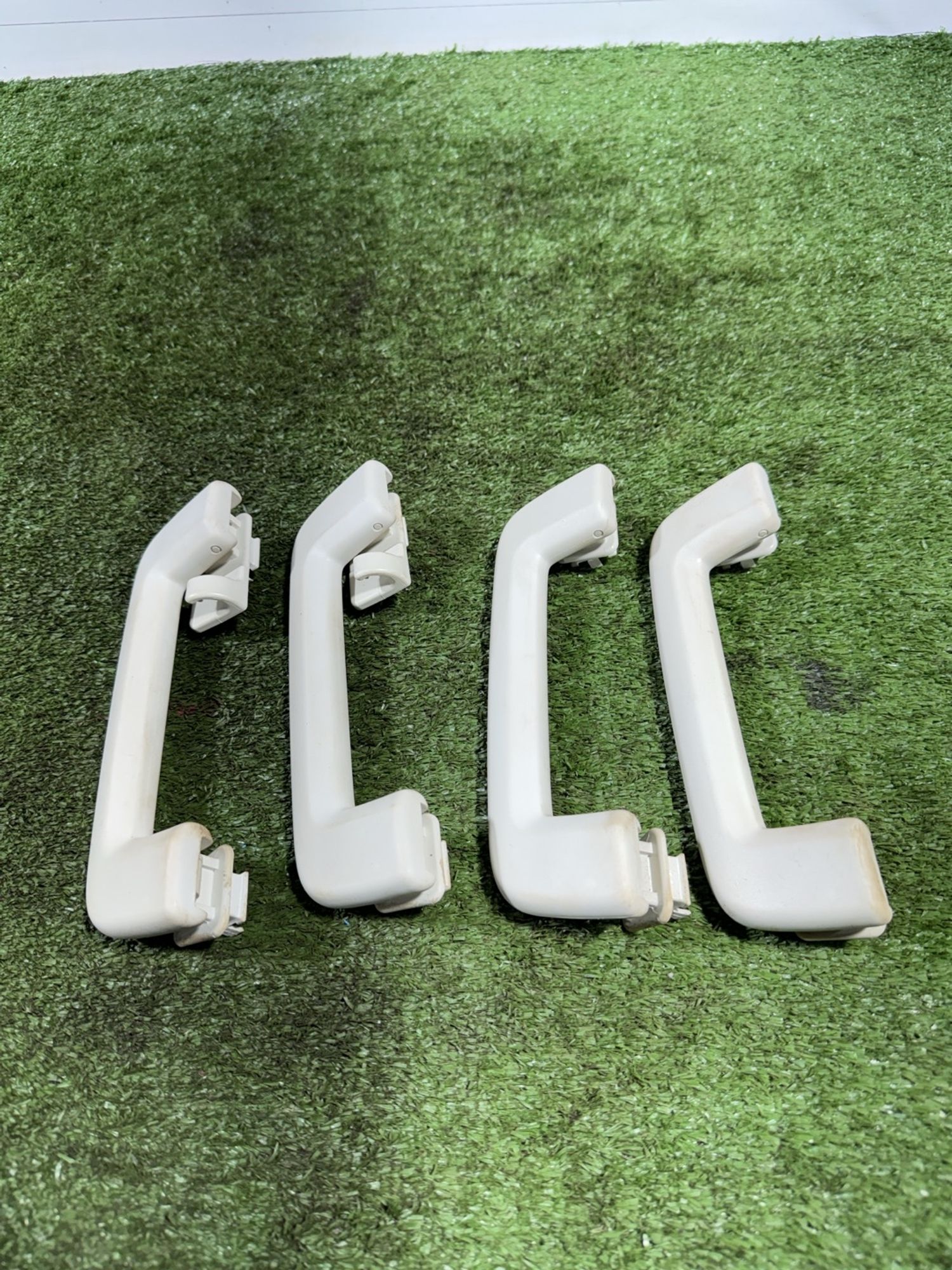 https://gcs.partsauto.market/rn-stockpro.appspot.com/thmbs/userImages/7493bedda53ffbba18042670cc6fed05/part/db88f27d-42af-461c-8946-994aa0f5ff35_1741271011073.jpg