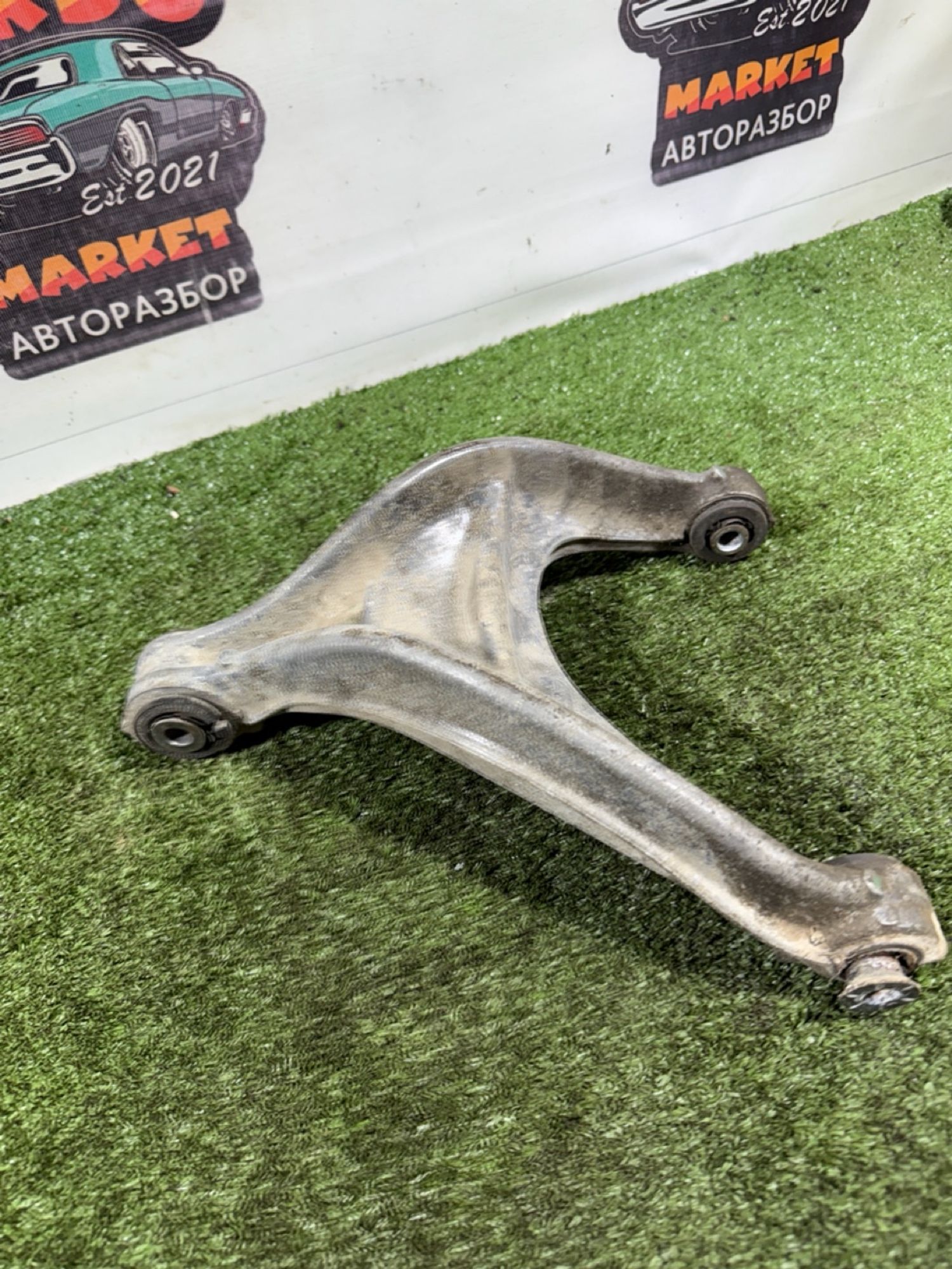 https://gcs.partsauto.market/rn-stockpro.appspot.com/thmbs/userImages/7493bedda53ffbba18042670cc6fed05/part/dc3b6969-be7c-4d3d-b414-3582a76a7af7_1742471978993.jpg
