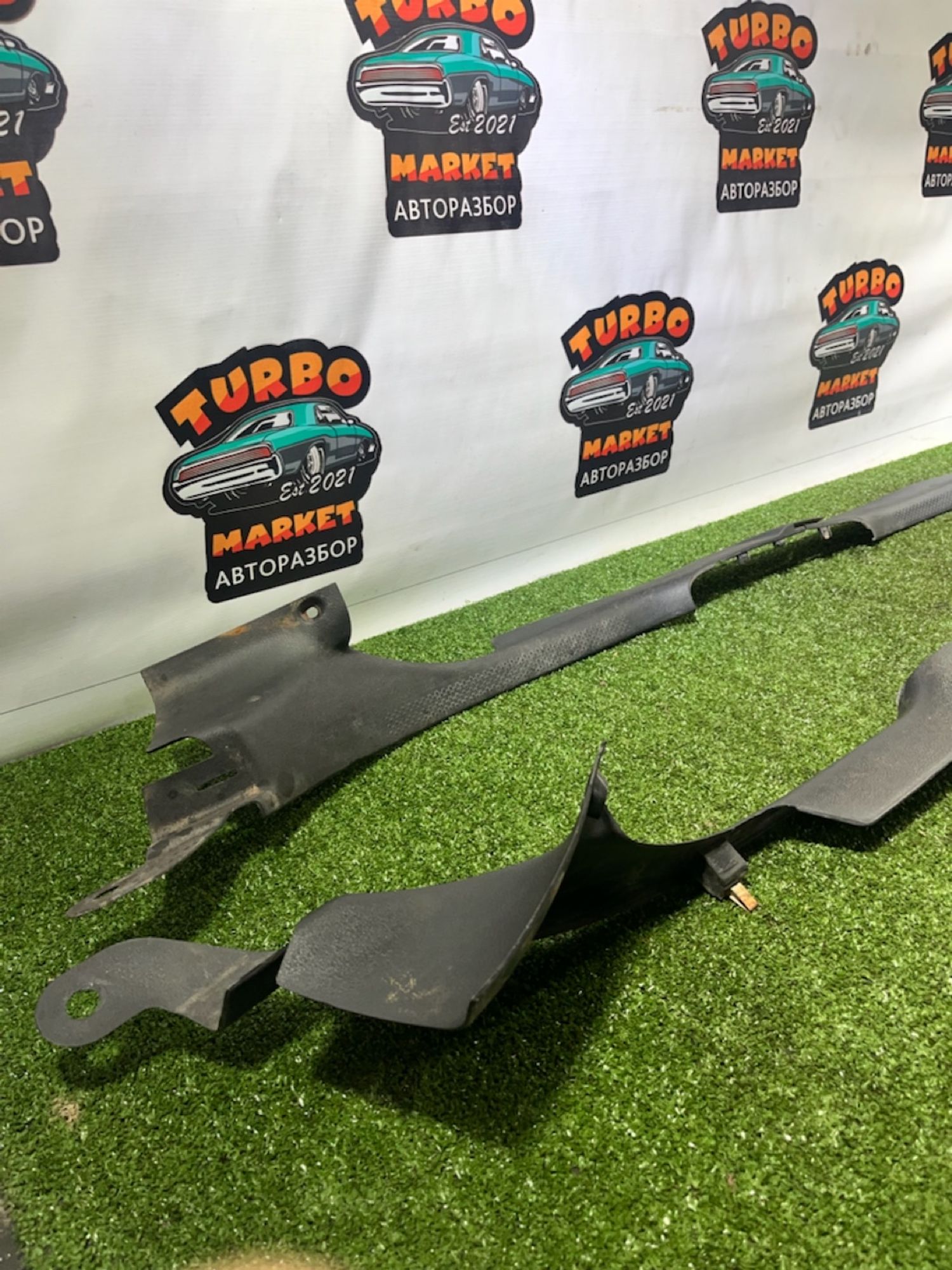 https://gcs.partsauto.market/rn-stockpro.appspot.com/thmbs/userImages/7493bedda53ffbba18042670cc6fed05/part/dcf81ac3-a211-406c-acf6-251d0984b3ac_1734002995641.jpg