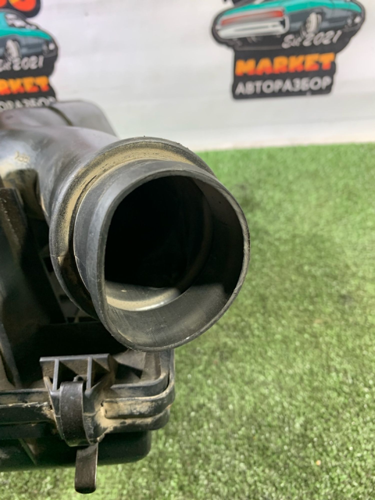 https://gcs.partsauto.market/rn-stockpro.appspot.com/thmbs/userImages/7493bedda53ffbba18042670cc6fed05/part/dd14934e-aaad-494f-8a33-68cbd4e79836_1734508258263.jpg