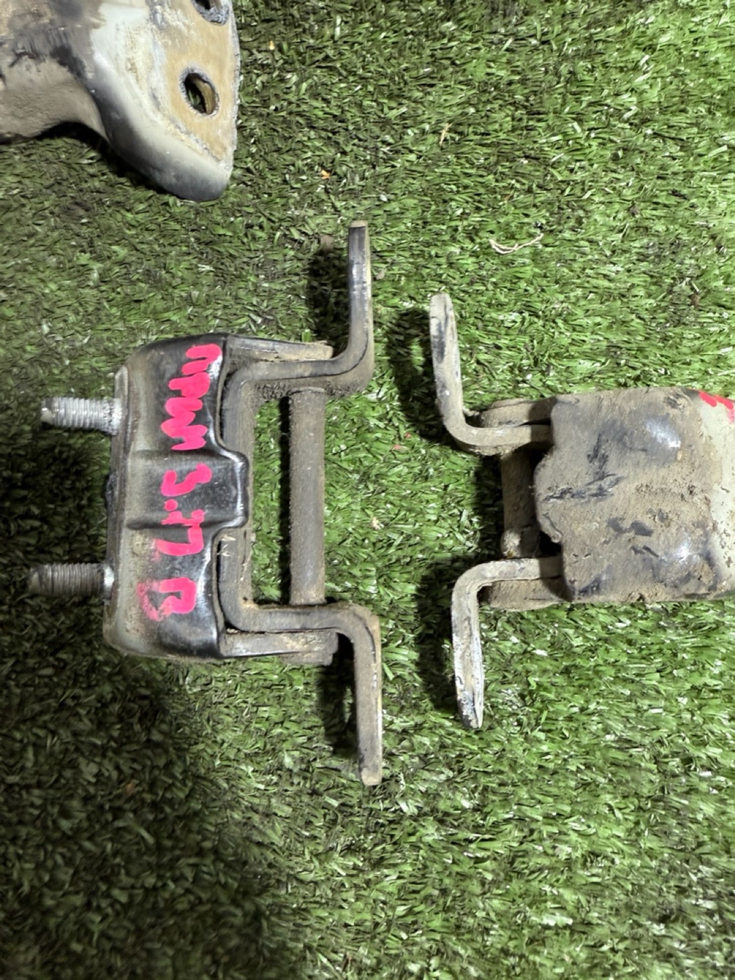 https://gcs.partsauto.market/rn-stockpro.appspot.com/thmbs/userImages/7493bedda53ffbba18042670cc6fed05/part/e1fea251-a2c3-4724-bee8-7da9377fa59d_1746528040167.jpg