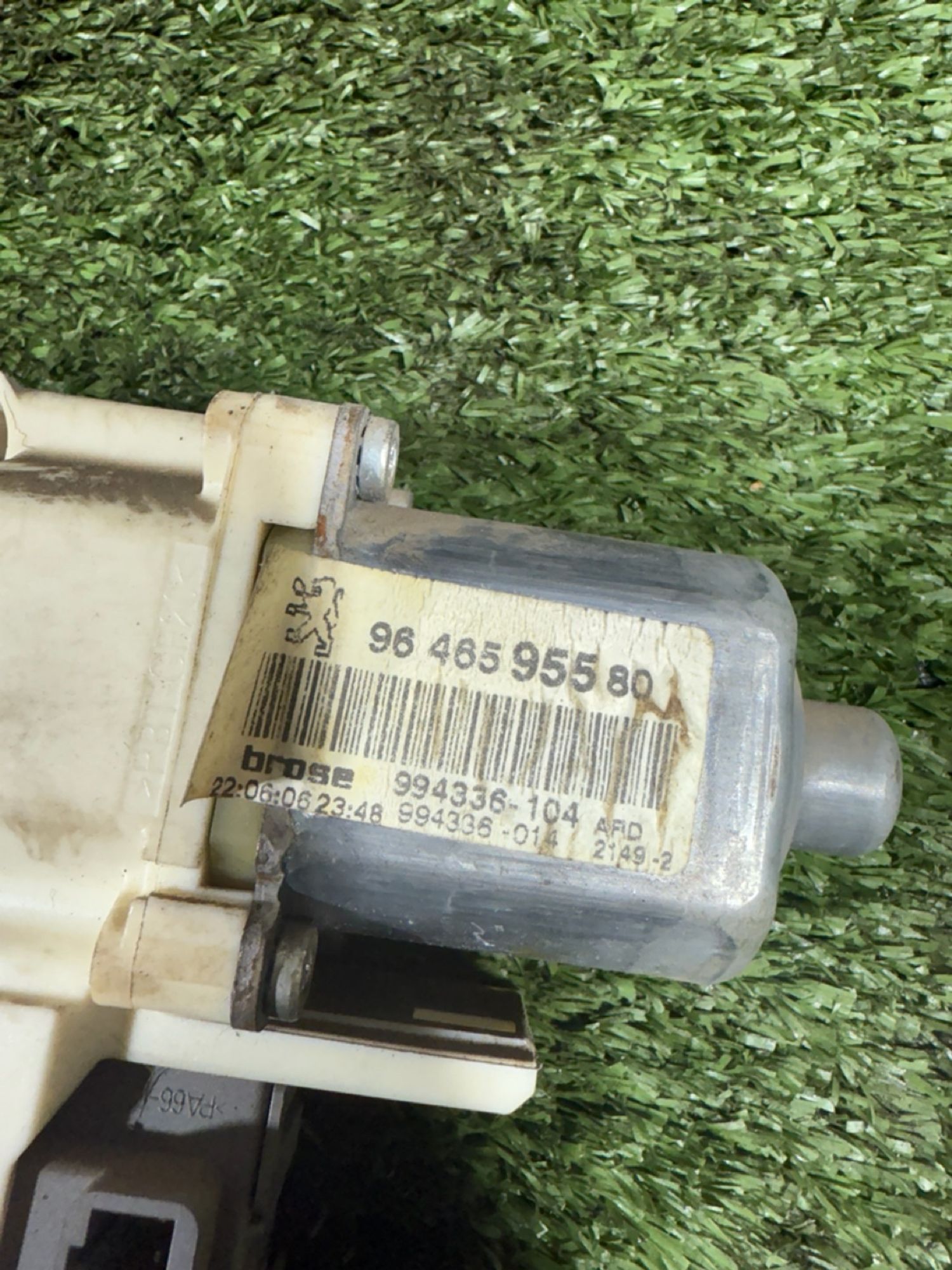 https://gcs.partsauto.market/rn-stockpro.appspot.com/thmbs/userImages/7493bedda53ffbba18042670cc6fed05/part/e36764a4-887e-44ea-81c0-3a2410012c32_1741862787132.jpg
