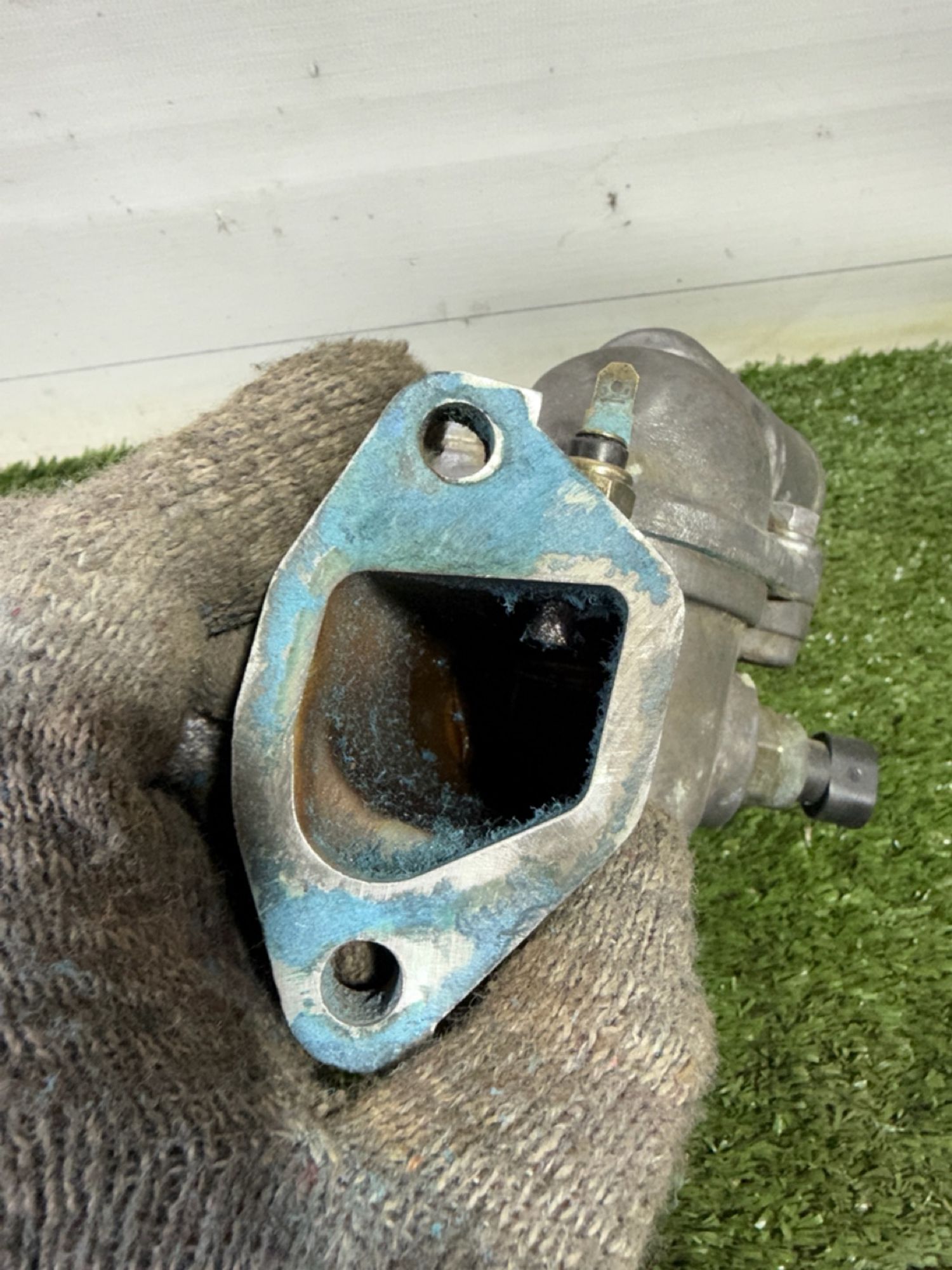 https://gcs.partsauto.market/rn-stockpro.appspot.com/thmbs/userImages/7493bedda53ffbba18042670cc6fed05/part/e4343e70-b1b8-4db4-8d6e-c972649627bb_1747921842507.jpg