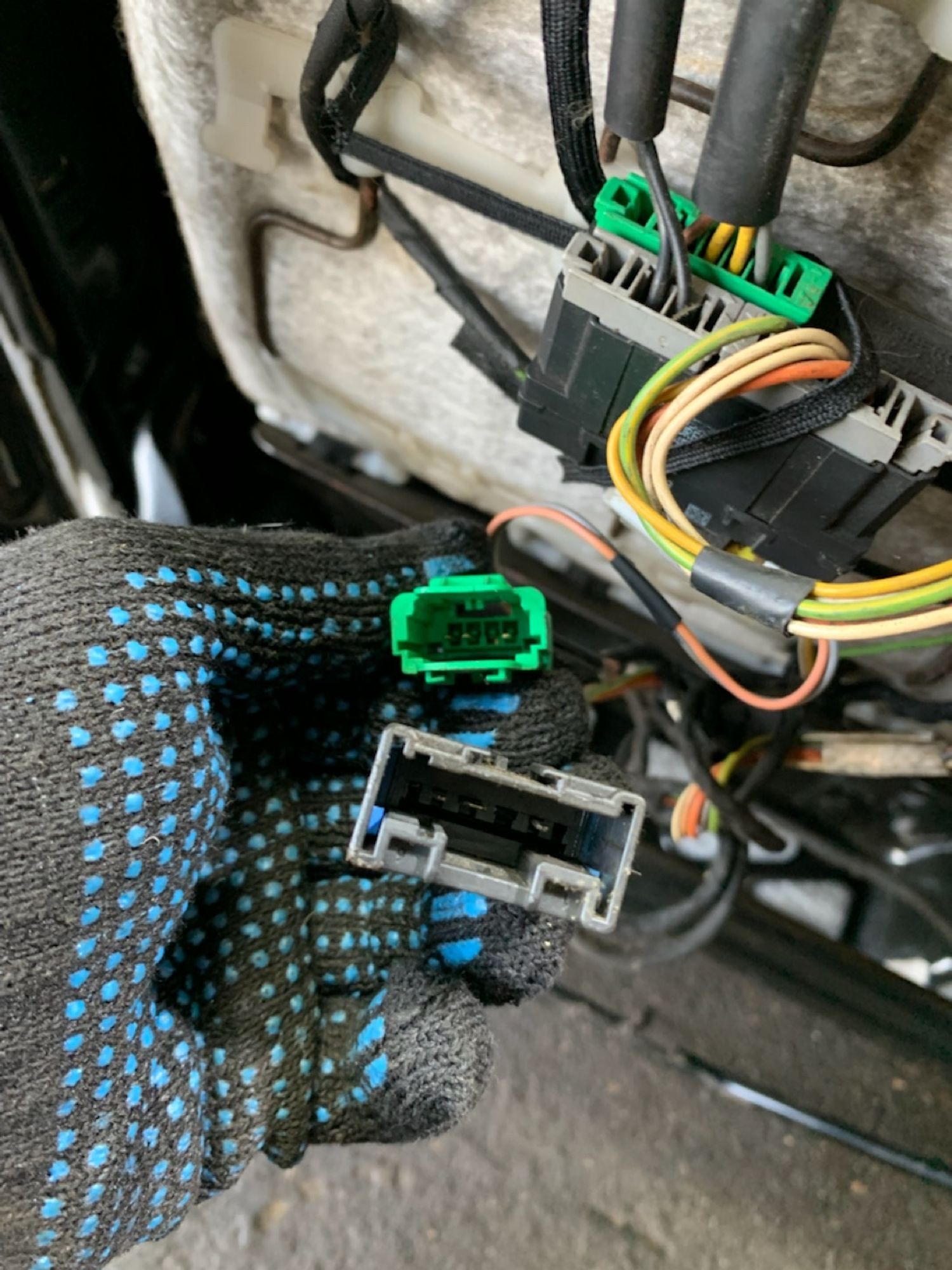 https://gcs.partsauto.market/rn-stockpro.appspot.com/thmbs/userImages/7493bedda53ffbba18042670cc6fed05/part/e4b8ac12-006a-4d6b-8456-af5103b9551e_1742885493835.jpg