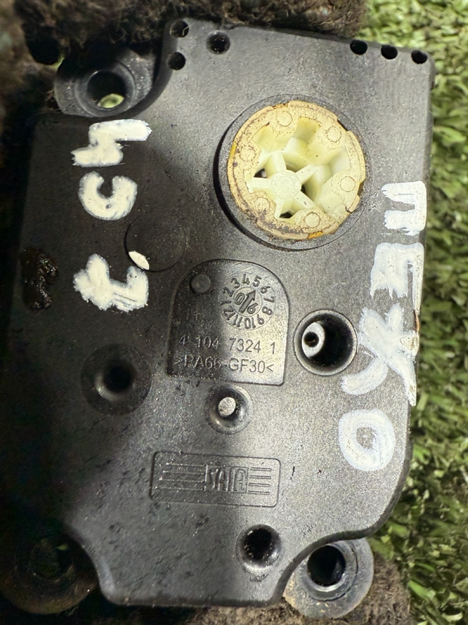 https://gcs.partsauto.market/rn-stockpro.appspot.com/thmbs/userImages/7493bedda53ffbba18042670cc6fed05/part/ea2ac245-dfb0-48c7-94a2-634375fa9597_1742395645331.jpg