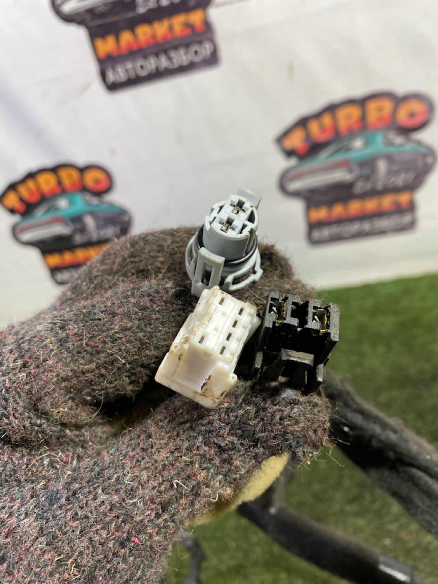 https://gcs.partsauto.market/rn-stockpro.appspot.com/thmbs/userImages/7493bedda53ffbba18042670cc6fed05/part/ec62b00d-3689-47d2-be28-b8c13d08dda9_1747382429498.jpg