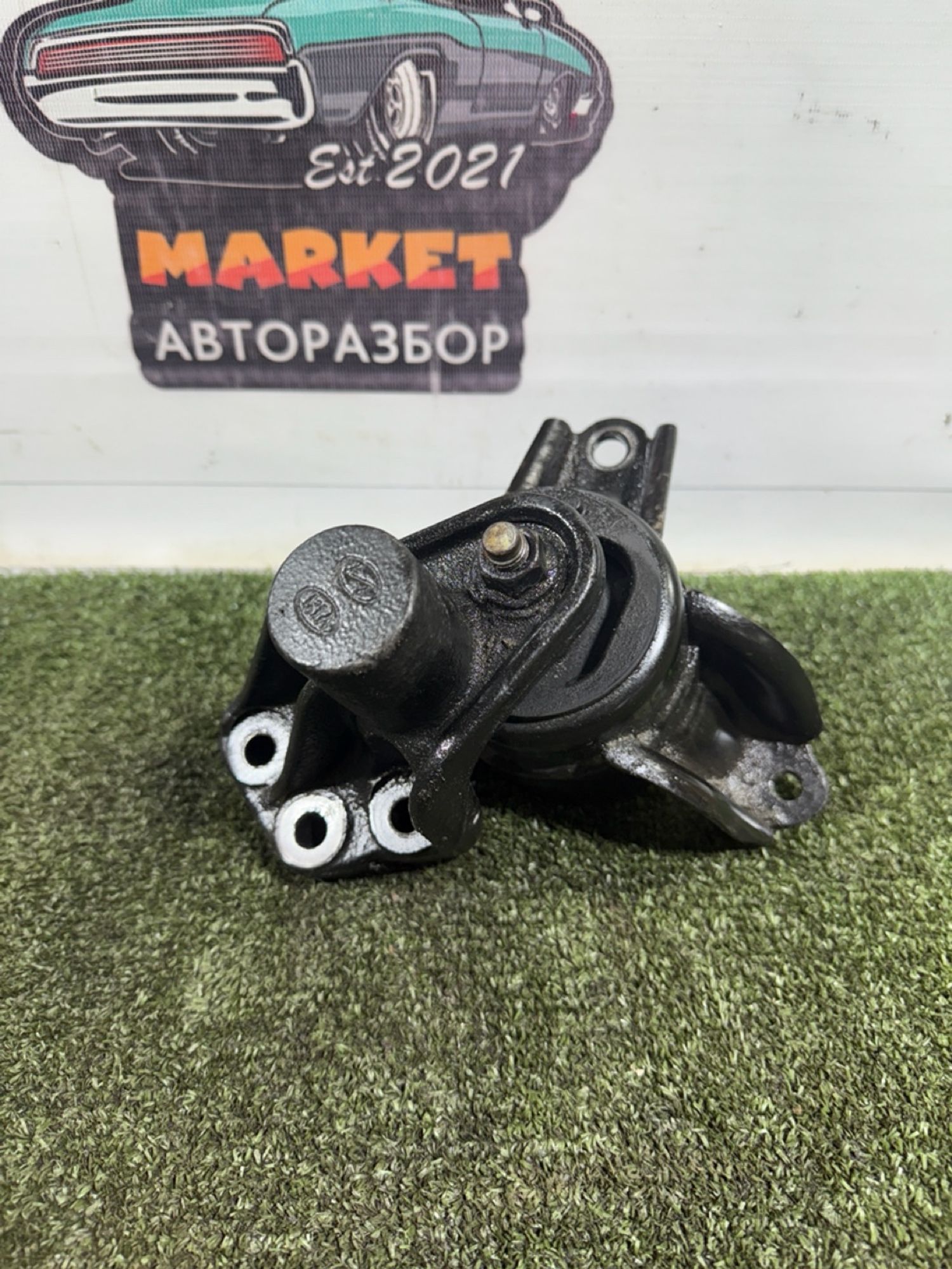 https://gcs.partsauto.market/rn-stockpro.appspot.com/thmbs/userImages/7493bedda53ffbba18042670cc6fed05/part/ef797646-4232-4ddf-b995-dbd8b8c6a9a2_1739947090069.jpg