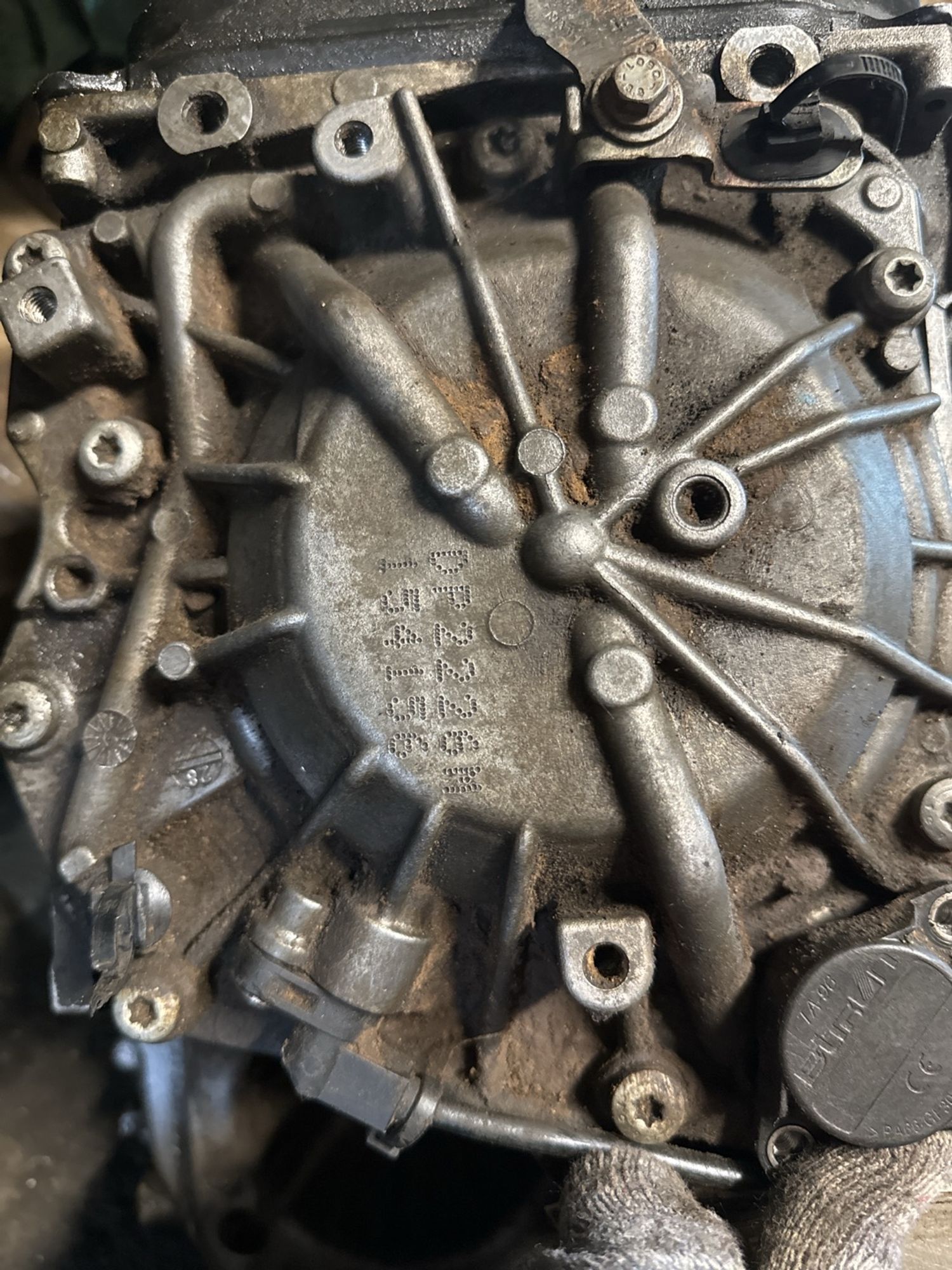 https://gcs.partsauto.market/rn-stockpro.appspot.com/thmbs/userImages/7493bedda53ffbba18042670cc6fed05/part/f0dc4a6f-4a40-430b-a7a5-c3535e5e8d2a_1749026348234.jpg