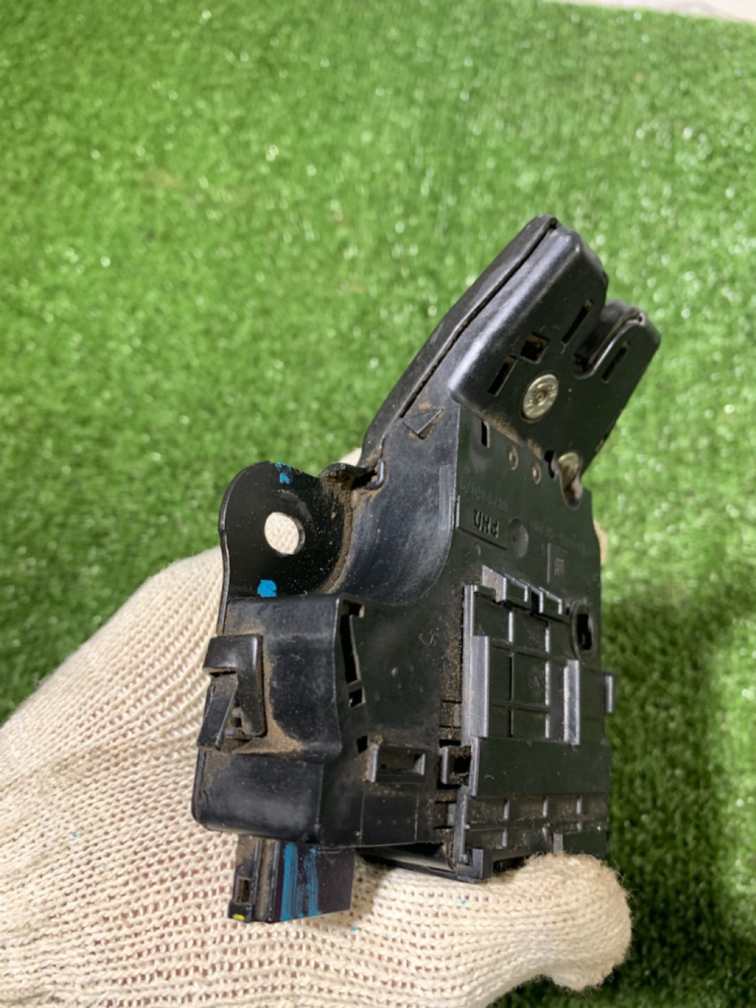 https://gcs.partsauto.market/rn-stockpro.appspot.com/thmbs/userImages/7493bedda53ffbba18042670cc6fed05/part/f1ad184d-27ff-41e5-b7fb-3d6a0ab4644f_1733733568174.jpg