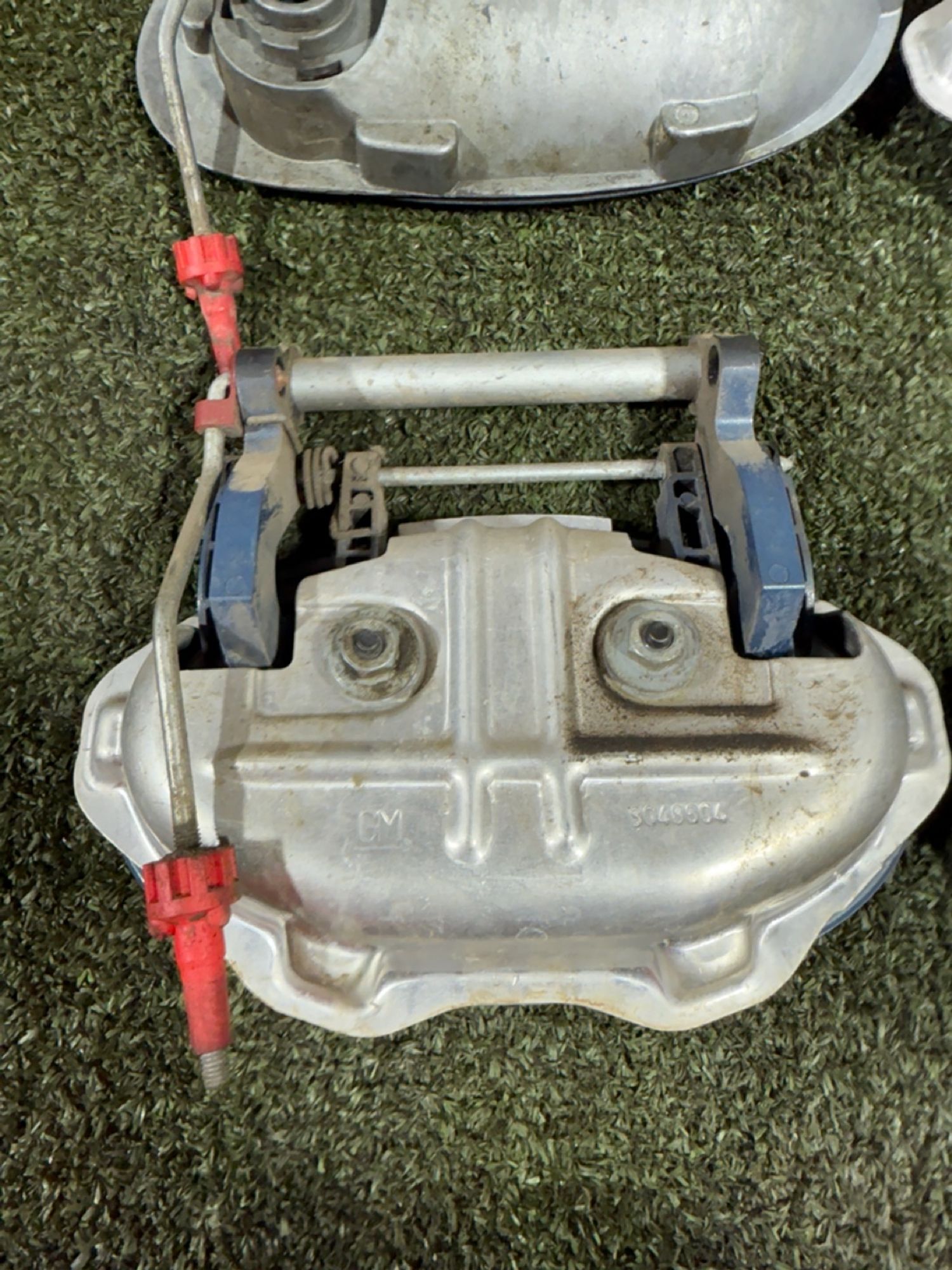 https://gcs.partsauto.market/rn-stockpro.appspot.com/thmbs/userImages/7493bedda53ffbba18042670cc6fed05/part/f2407939-e68d-4a04-975e-a5d5e06f20d6_1737552605991.jpg
