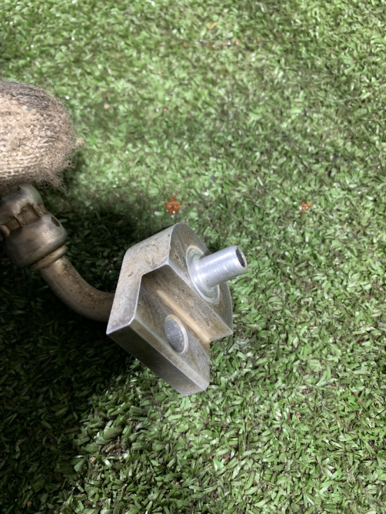 https://gcs.partsauto.market/rn-stockpro.appspot.com/thmbs/userImages/7493bedda53ffbba18042670cc6fed05/part/f2e74f8b-ae07-43f5-a1f3-2da21f7b6b13_1733746788506.jpg