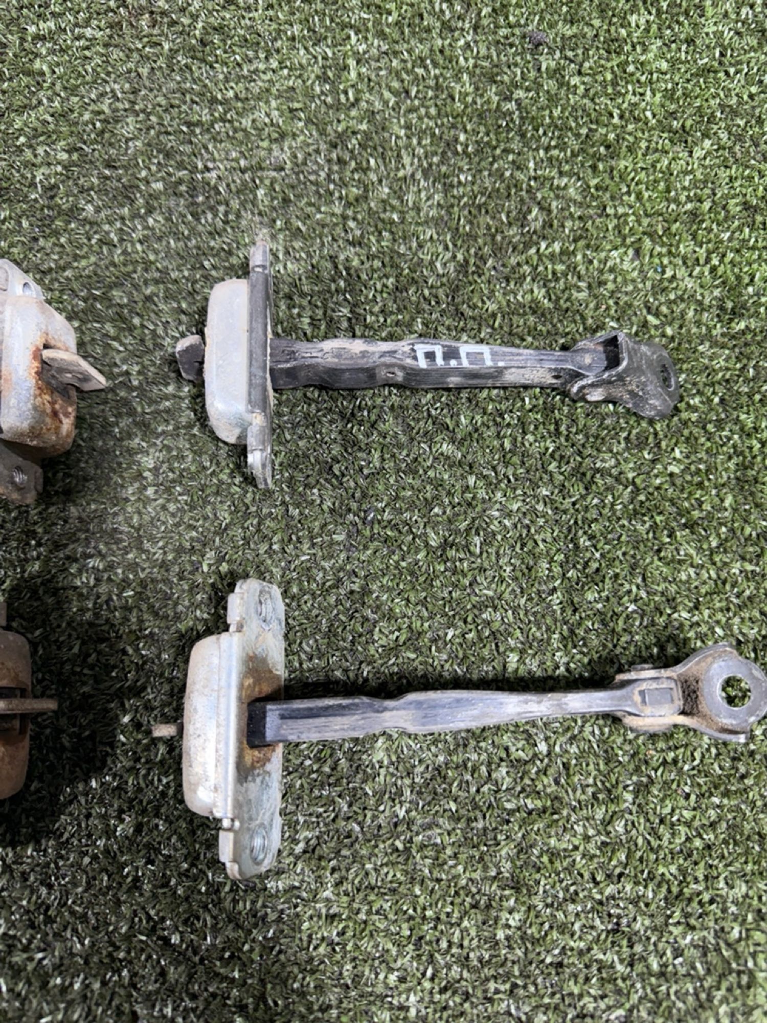 https://gcs.partsauto.market/rn-stockpro.appspot.com/thmbs/userImages/7493bedda53ffbba18042670cc6fed05/part/f52aeb6d-bb5c-4995-a8dd-102747c6bf27_1739368884121.jpg