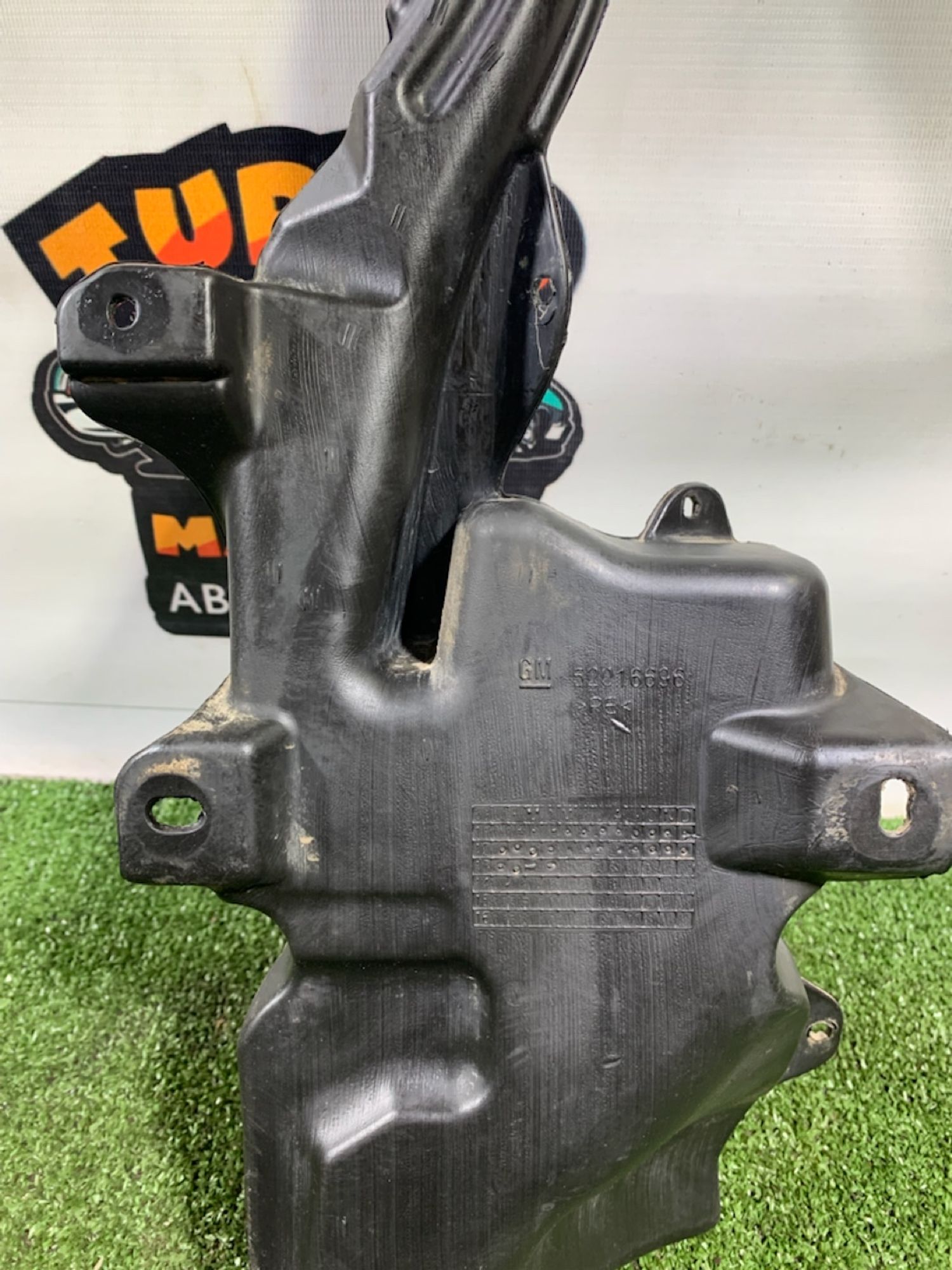 https://gcs.partsauto.market/rn-stockpro.appspot.com/thmbs/userImages/7493bedda53ffbba18042670cc6fed05/part/f5c1d336-1b8a-419b-b08f-24bdc46872b2_1733742299877.jpg