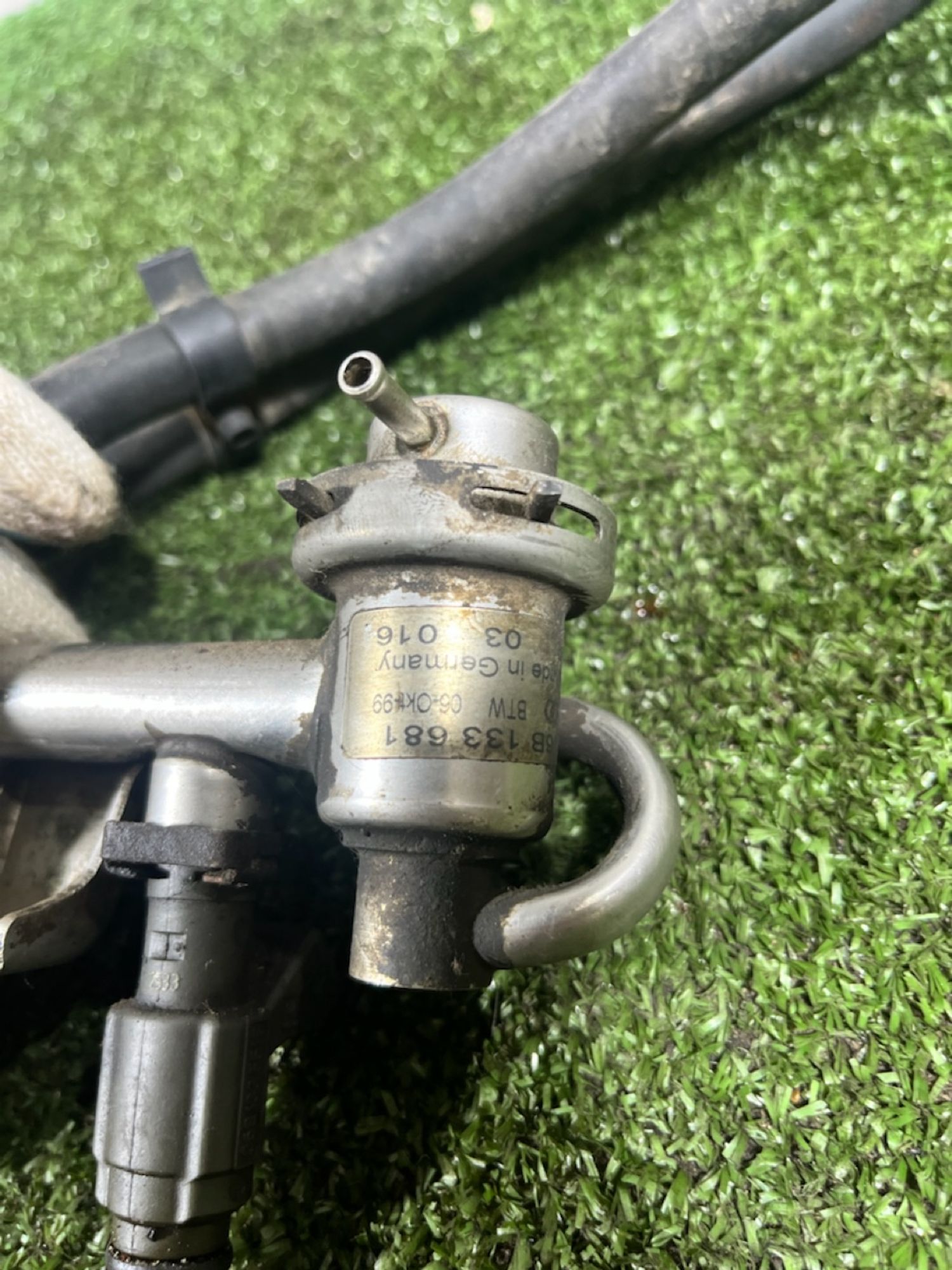 https://gcs.partsauto.market/rn-stockpro.appspot.com/thmbs/userImages/7493bedda53ffbba18042670cc6fed05/part/f74fe01a-01a0-4868-a241-0ff7a5179129_1733914356856.jpg