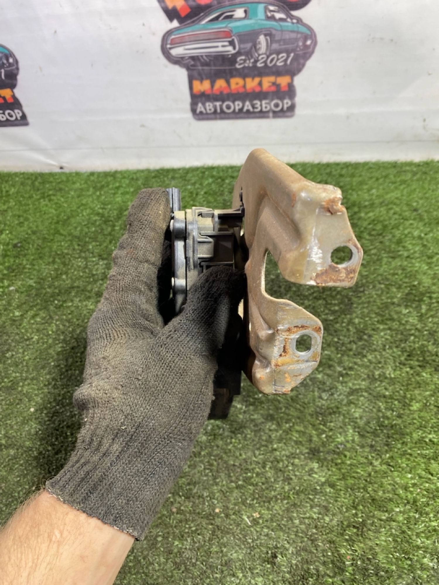 https://gcs.partsauto.market/rn-stockpro.appspot.com/thmbs/userImages/7493bedda53ffbba18042670cc6fed05/part/f8f1b116-d3b7-4a81-ba0c-df5f92cc7e55_1747396639847.jpg