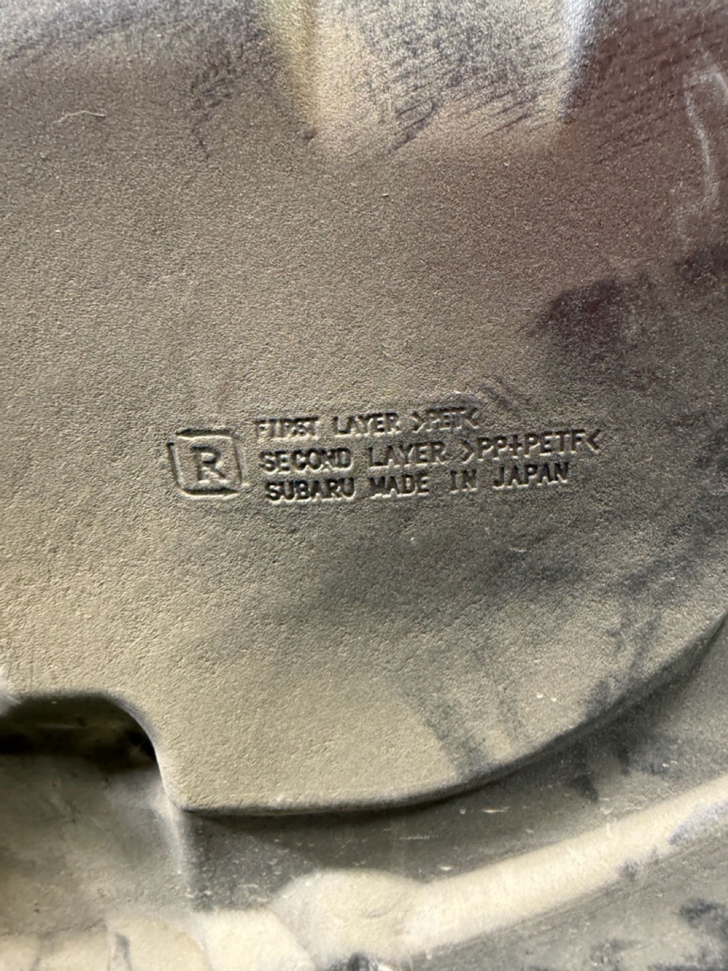 https://gcs.partsauto.market/rn-stockpro.appspot.com/thmbs/userImages/7493bedda53ffbba18042670cc6fed05/part/fe3f2268-6dd6-4efb-88ba-3bb93fc27bcf_1740665645803.jpg