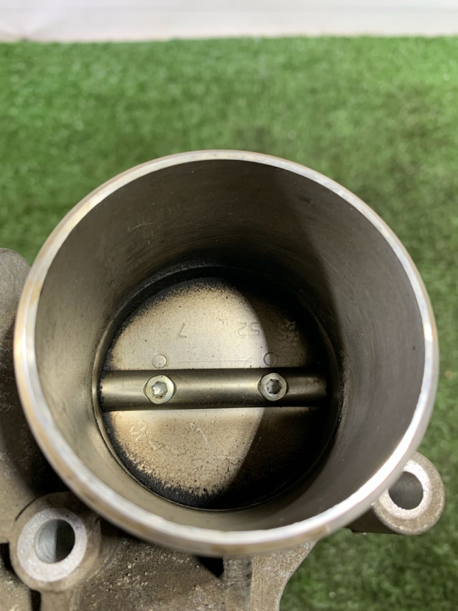 https://gcs.partsauto.market/rn-stockpro.appspot.com/thmbs/userImages/7493bedda53ffbba18042670cc6fed05/part/ffd2ed58-a65e-4480-a906-b5058a4f5372_1742826167903.jpg