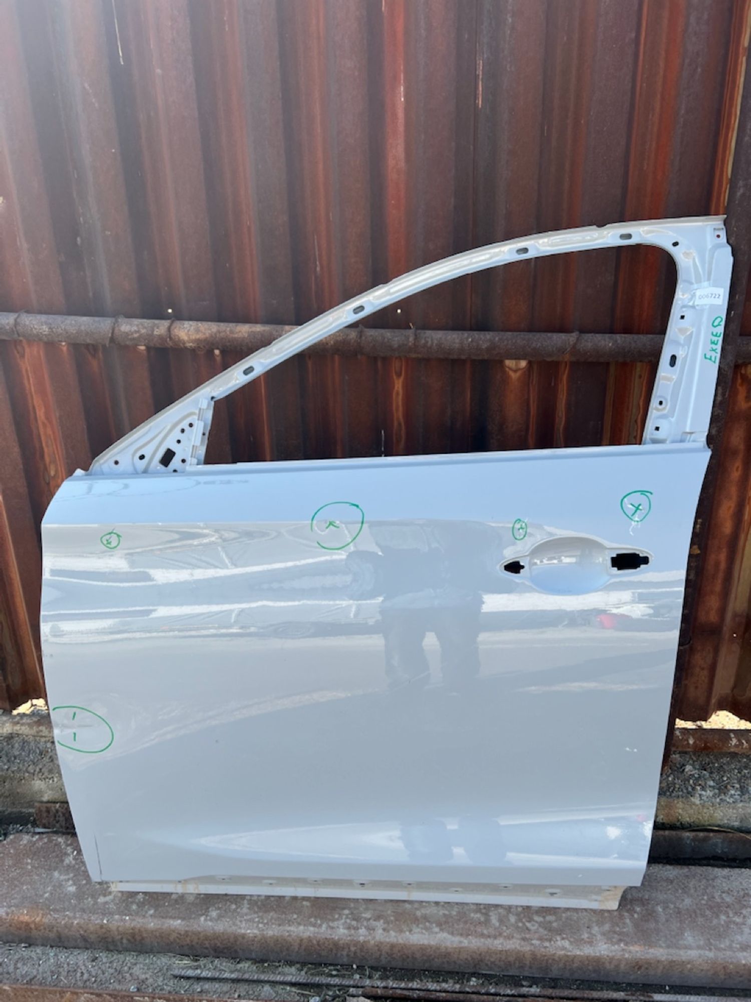 https://gcs.partsauto.market/rn-stockpro.appspot.com/thmbs/userImages/74b999aff9da8d5a09f9ff26dc196135/part/005b15fb-9228-43e0-9f57-d8e876ef38f7_1744044240020.jpg