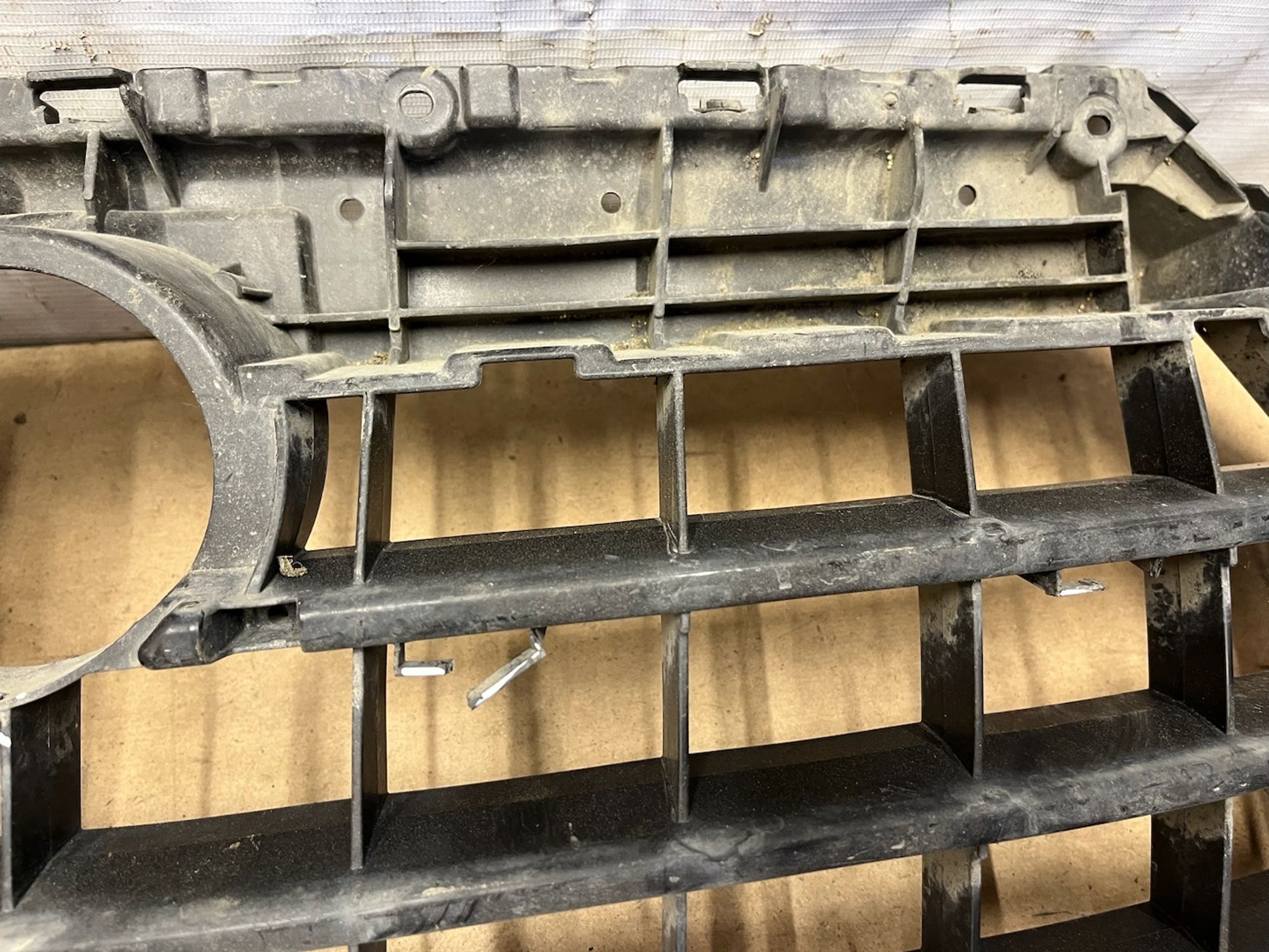 https://gcs.partsauto.market/rn-stockpro.appspot.com/thmbs/userImages/74b999aff9da8d5a09f9ff26dc196135/part/007f36ab-10c0-4027-a163-dcc135940504_1746011455378.jpg