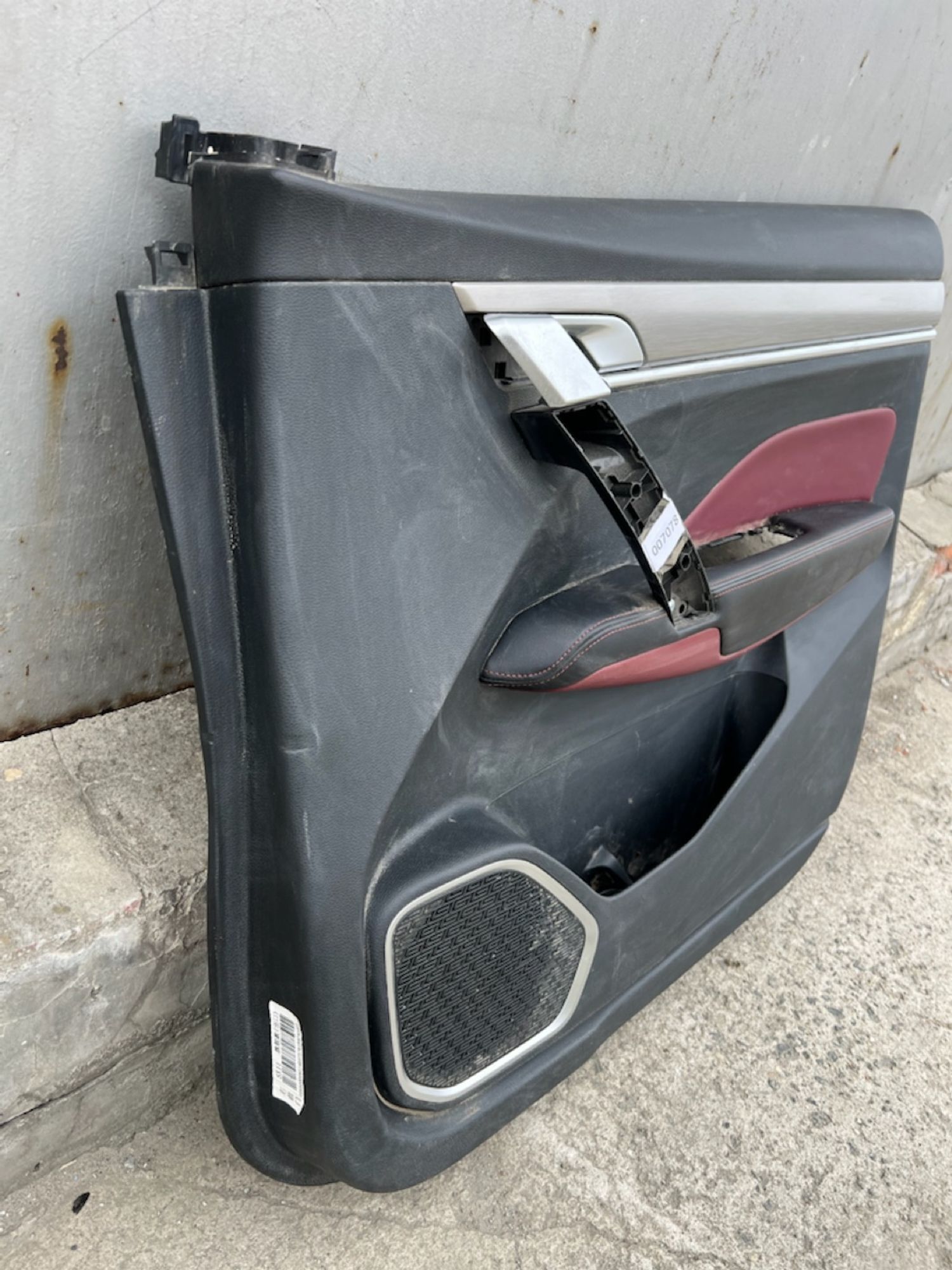 https://gcs.partsauto.market/rn-stockpro.appspot.com/thmbs/userImages/74b999aff9da8d5a09f9ff26dc196135/part/00e729cd-0380-46bb-a144-71d43863f96a_1746726671495.jpg