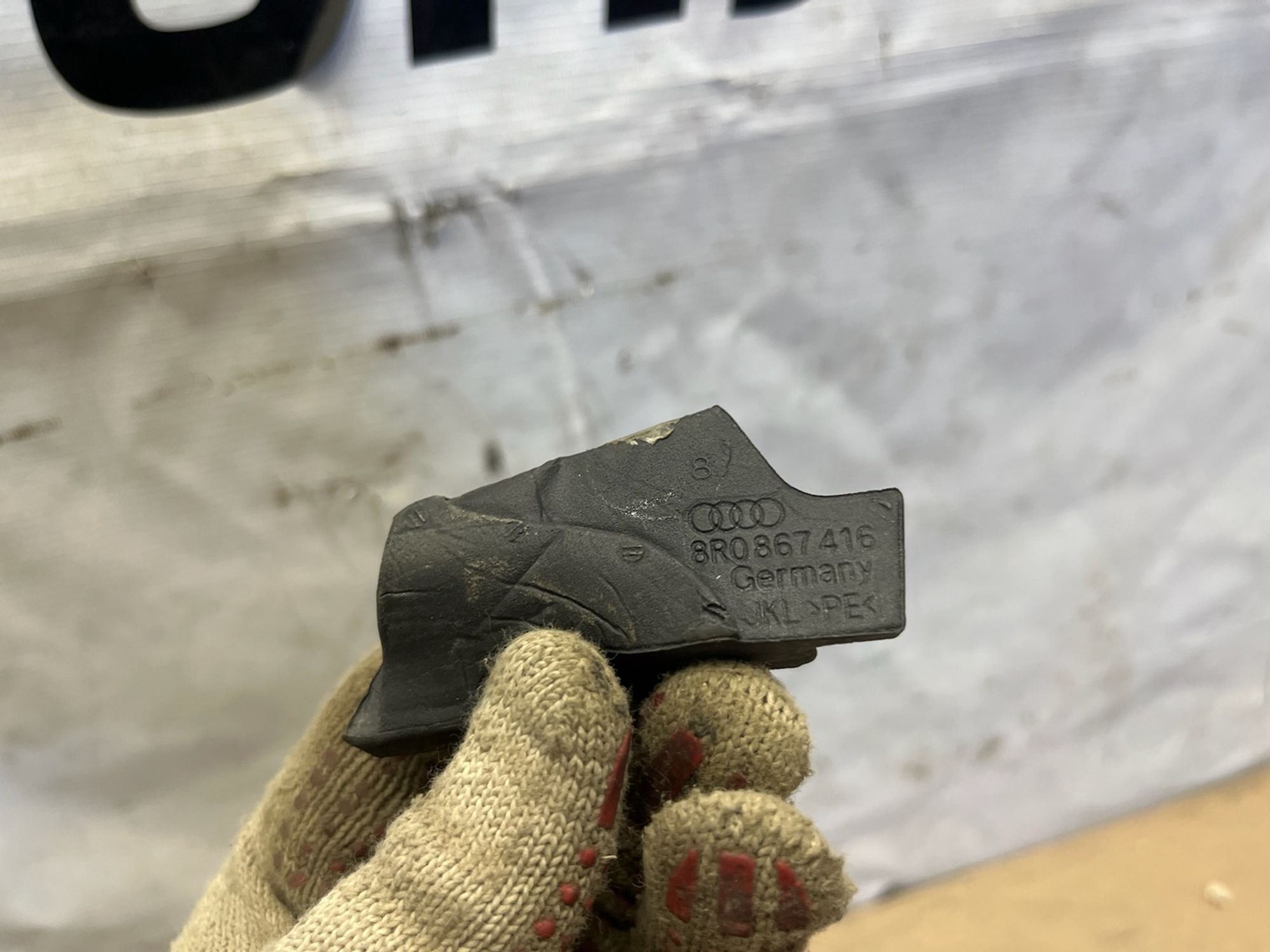 https://gcs.partsauto.market/rn-stockpro.appspot.com/thmbs/userImages/74b999aff9da8d5a09f9ff26dc196135/part/01466b61-6f38-4e7a-b183-a93276dd3439_1750316884048.jpg