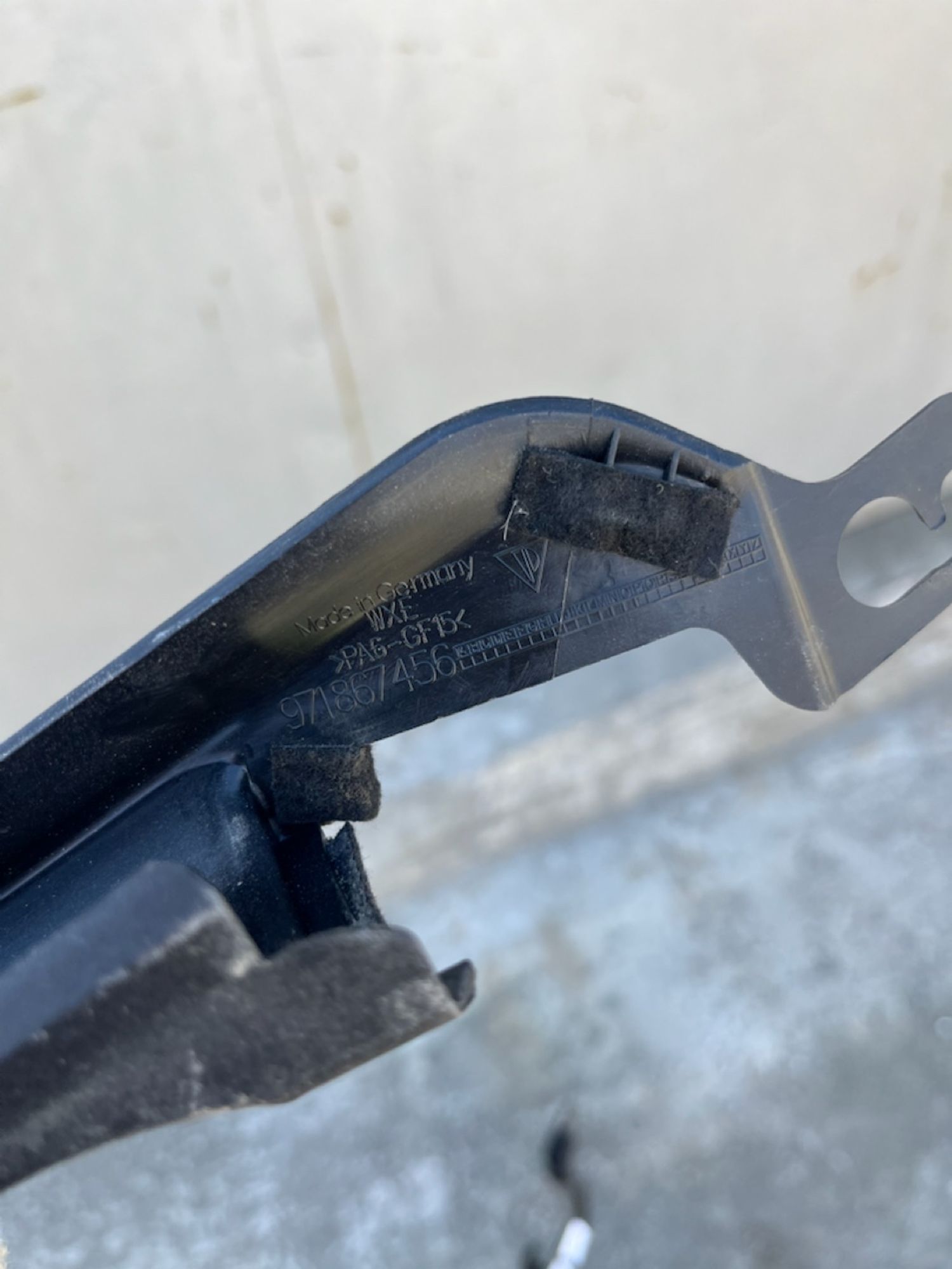 https://gcs.partsauto.market/rn-stockpro.appspot.com/thmbs/userImages/74b999aff9da8d5a09f9ff26dc196135/part/01cae771-79d4-440d-a1ea-a5cf970af8d2_1748000641215.jpg