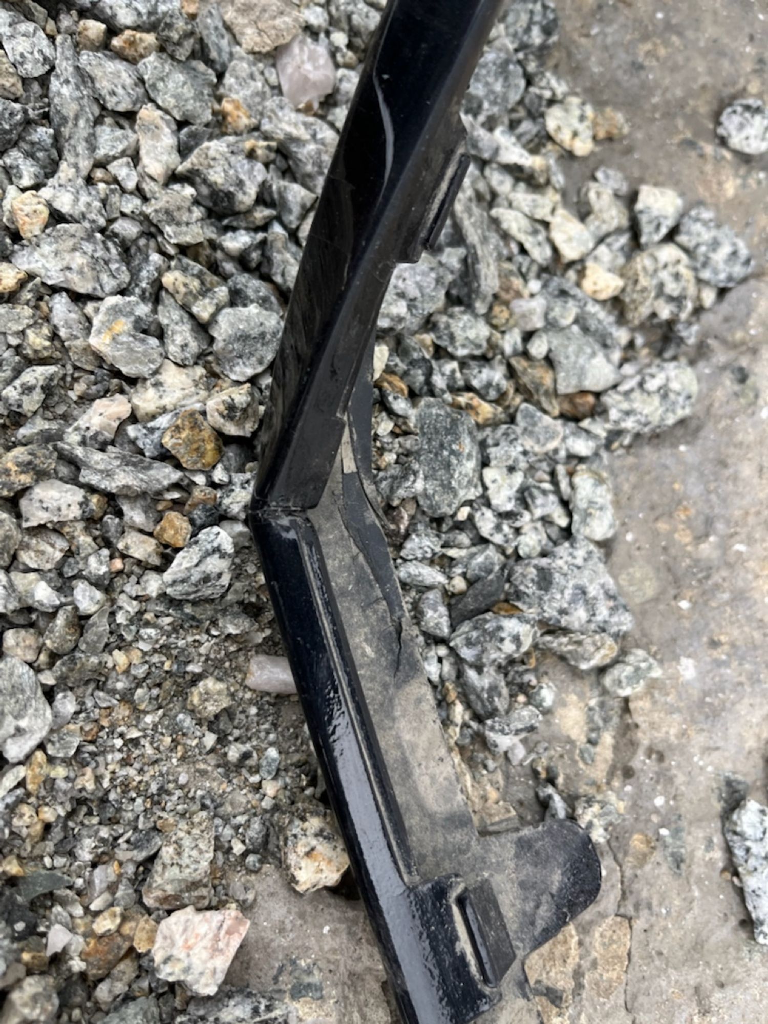 https://gcs.partsauto.market/rn-stockpro.appspot.com/thmbs/userImages/74b999aff9da8d5a09f9ff26dc196135/part/01dbb812-1e72-4506-93d6-a9e9e6a404f5_1745313742842.jpg