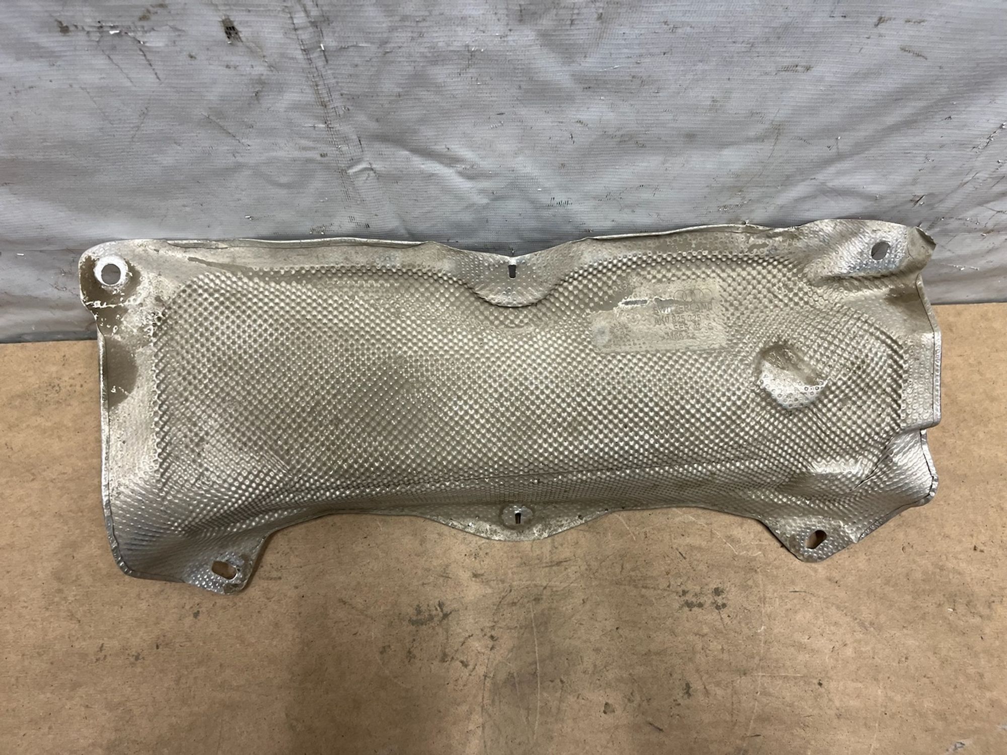 https://gcs.partsauto.market/rn-stockpro.appspot.com/thmbs/userImages/74b999aff9da8d5a09f9ff26dc196135/part/0274dfea-b299-4084-8553-b413e5b9b5e1_1746007381421.jpg
