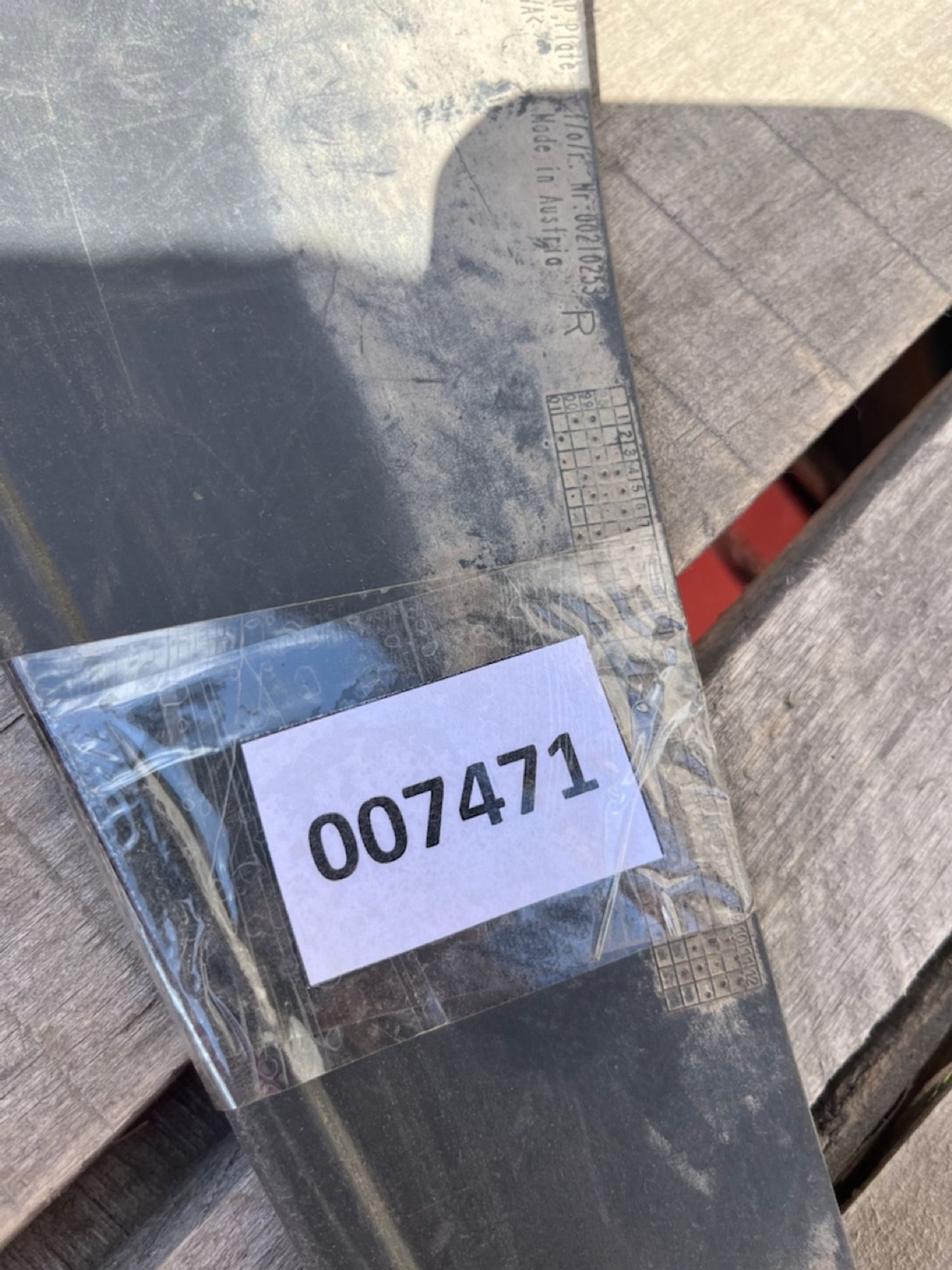 https://gcs.partsauto.market/rn-stockpro.appspot.com/thmbs/userImages/74b999aff9da8d5a09f9ff26dc196135/part/02c6bf90-161d-4c0b-b5df-4bbb94291e27_1748089005390.jpg