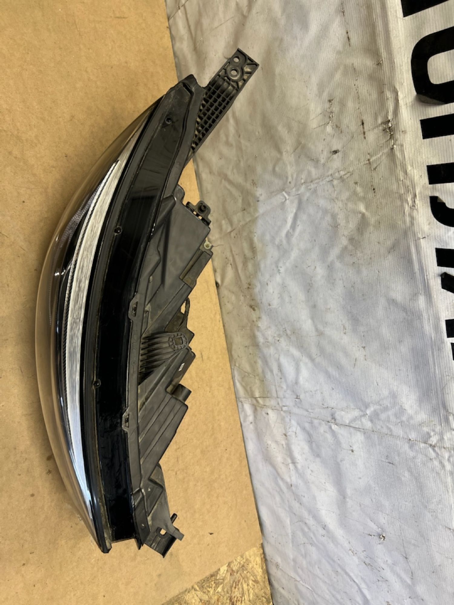 https://gcs.partsauto.market/rn-stockpro.appspot.com/thmbs/userImages/74b999aff9da8d5a09f9ff26dc196135/part/0464733c-abd3-4fd4-ae7c-9fda9cb346e9_1747910688424.jpg