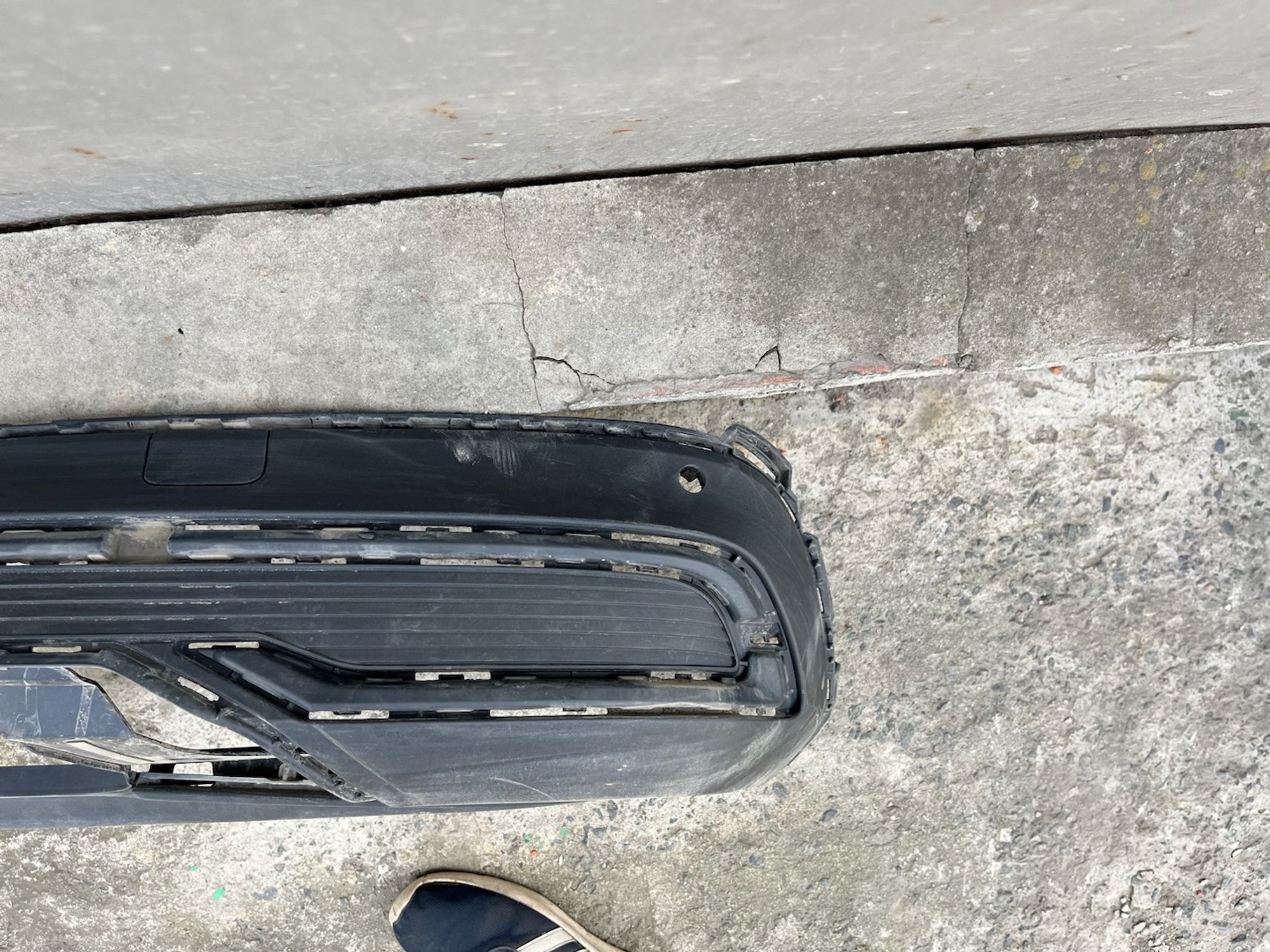 https://gcs.partsauto.market/rn-stockpro.appspot.com/thmbs/userImages/74b999aff9da8d5a09f9ff26dc196135/part/065ca23c-859b-4642-9c60-4c7a89c41590_1749535559384.jpg