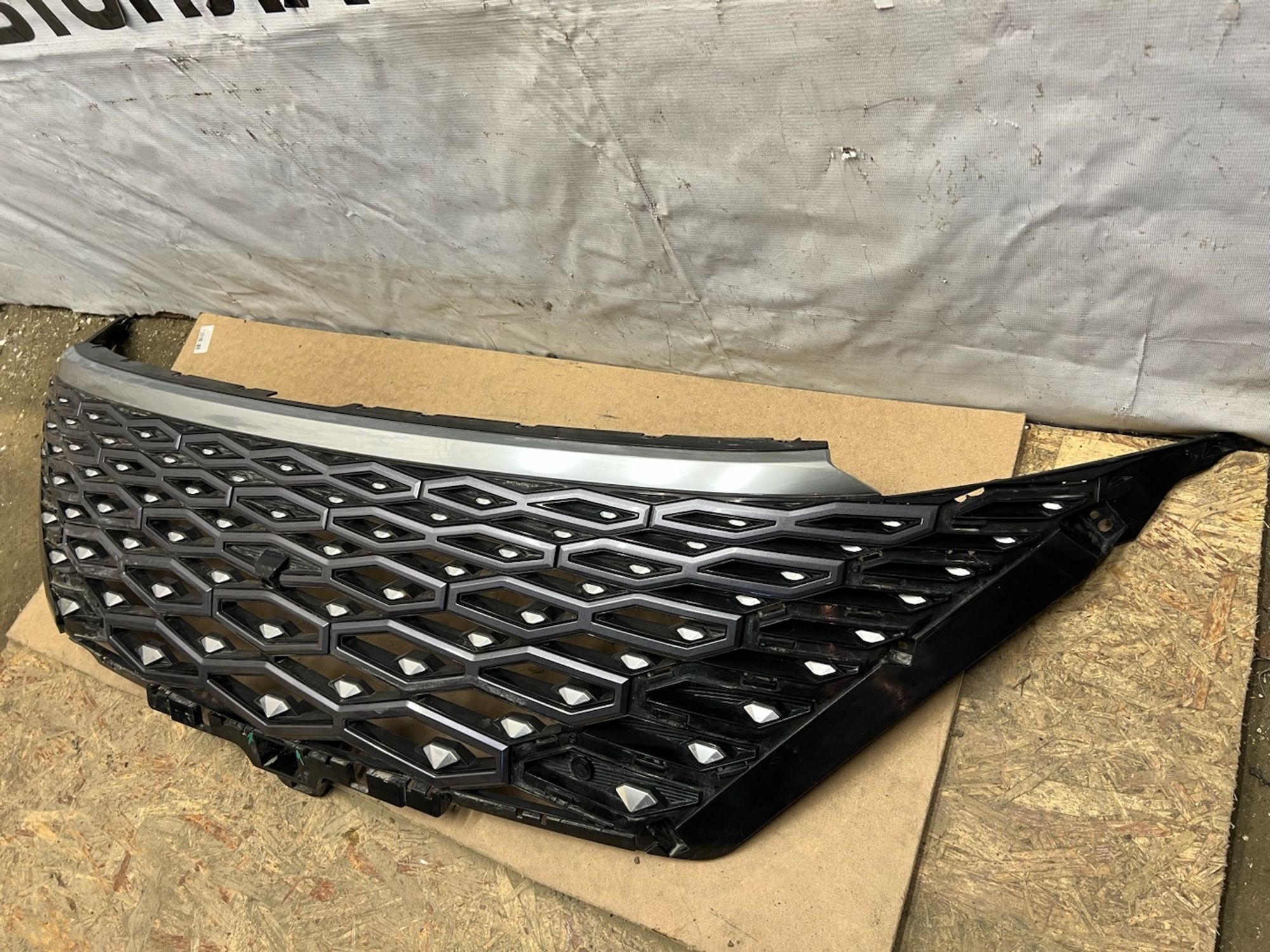 https://gcs.partsauto.market/rn-stockpro.appspot.com/thmbs/userImages/74b999aff9da8d5a09f9ff26dc196135/part/06d129c4-8b51-4f20-b6e1-2180a986aff8_1744305301641.jpg