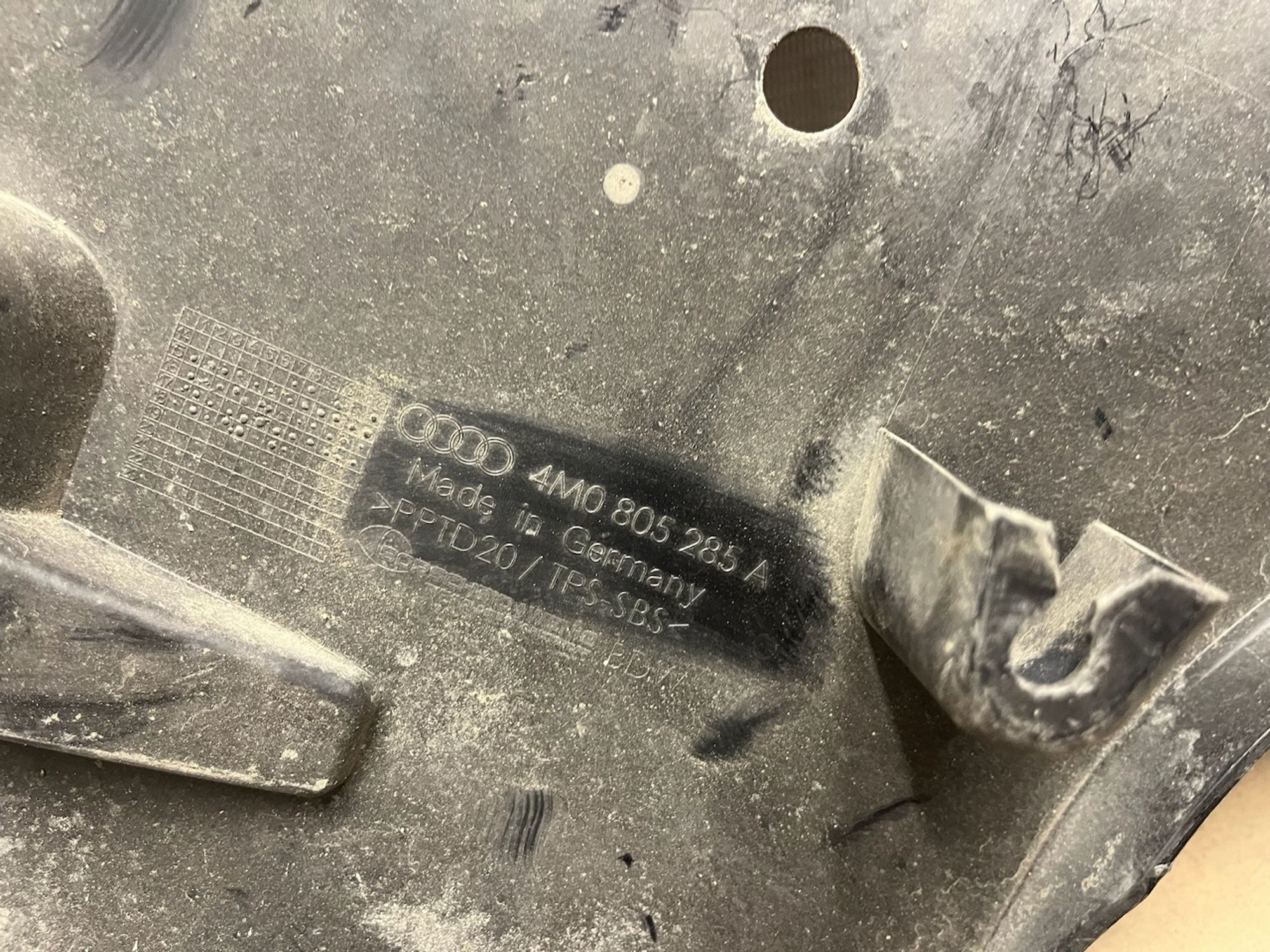 https://gcs.partsauto.market/rn-stockpro.appspot.com/thmbs/userImages/74b999aff9da8d5a09f9ff26dc196135/part/094829d3-6e6e-41e3-804f-e01e130554c7_1748434985132.jpg
